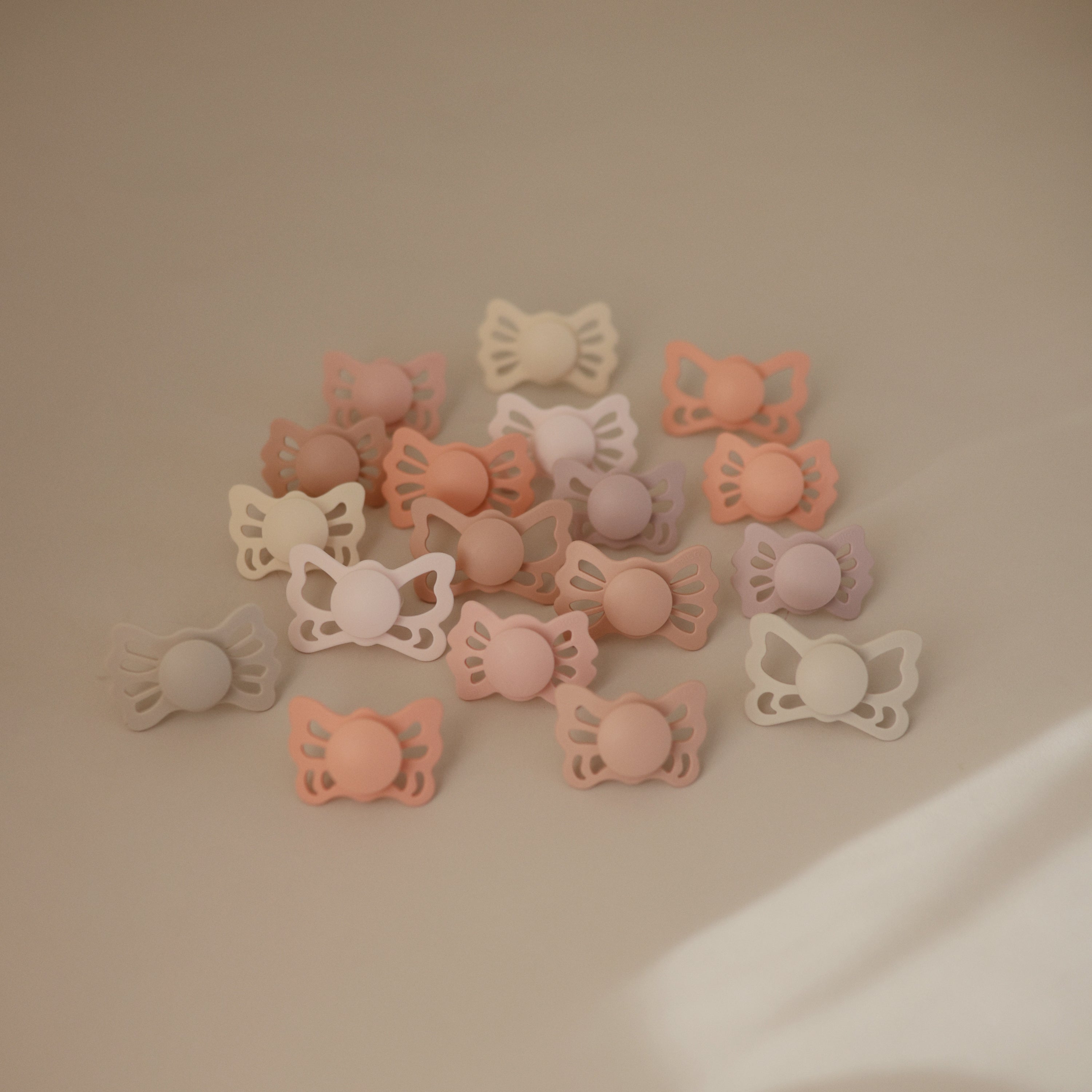 Frigg Lucky Symmetrical Silicone Pacifier 2-pack (6-18 Months)