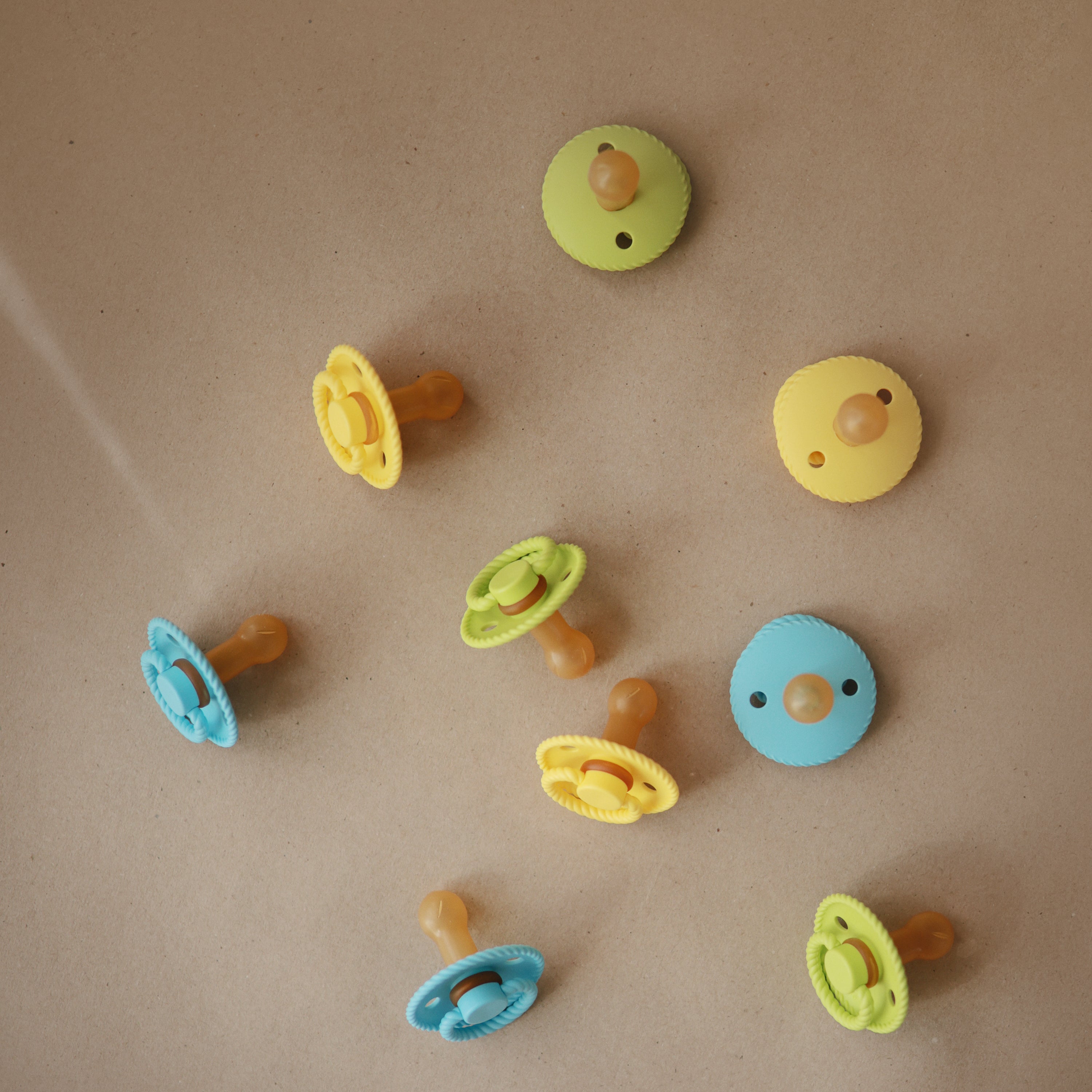 Frigg Rope Natural Rubber Pacifier 2-pack