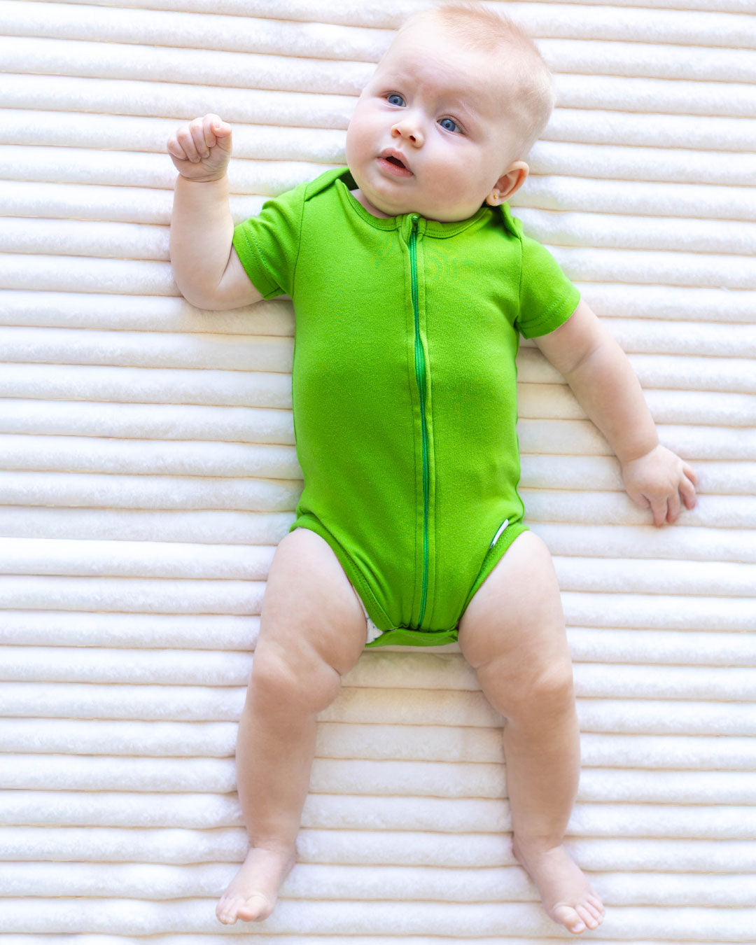 Short Sleeve Zipper Bodysuit In Forest, 3-6m