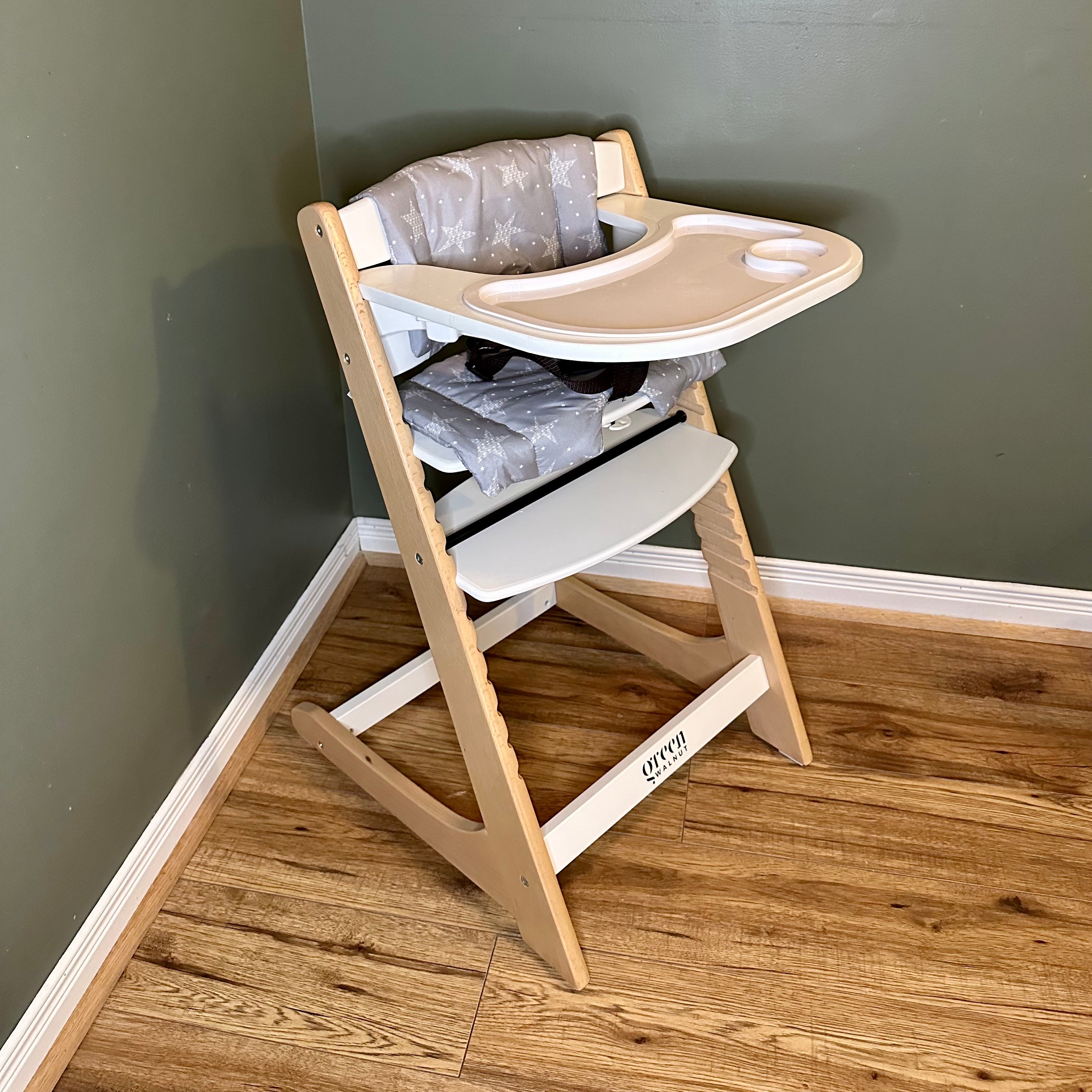 Wooden High Chair For Babies And Toddlers | Includes ( Seat Cushion ,tray & 5 Point Belt )