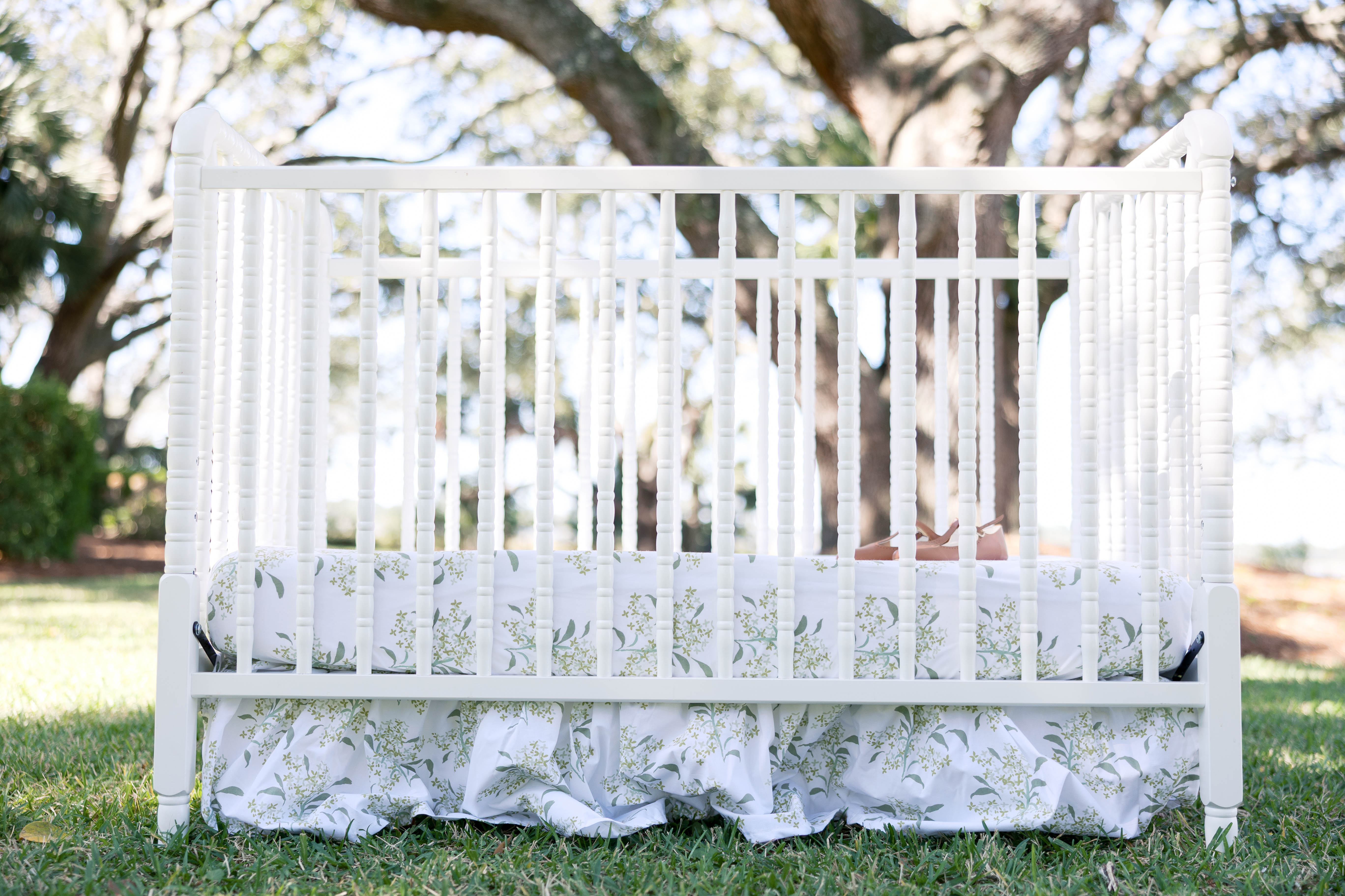 Lilac In Green Crib Sheet