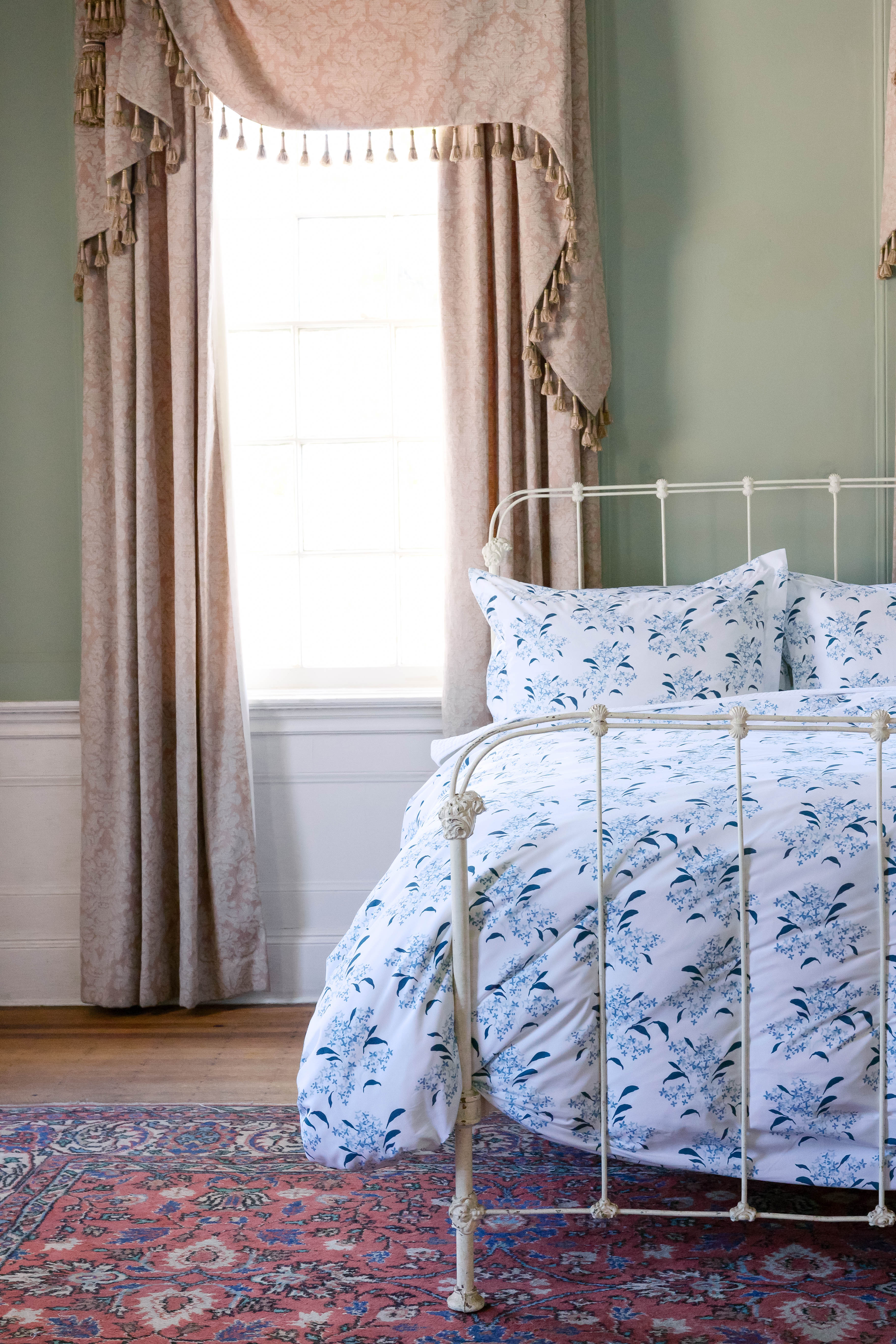 Lilac In Blue Sheet Set