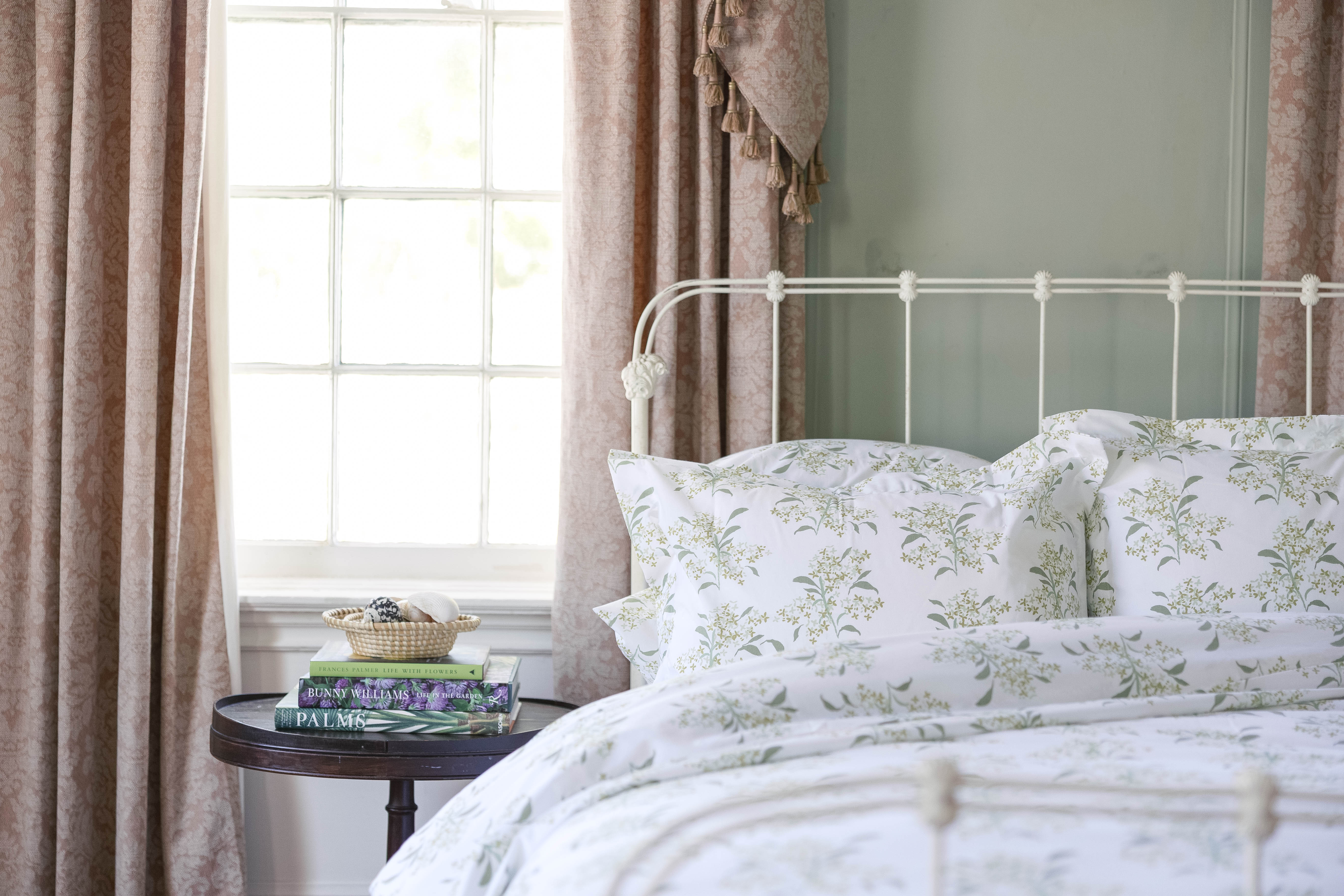 Lilac In Green Fitted Sheet