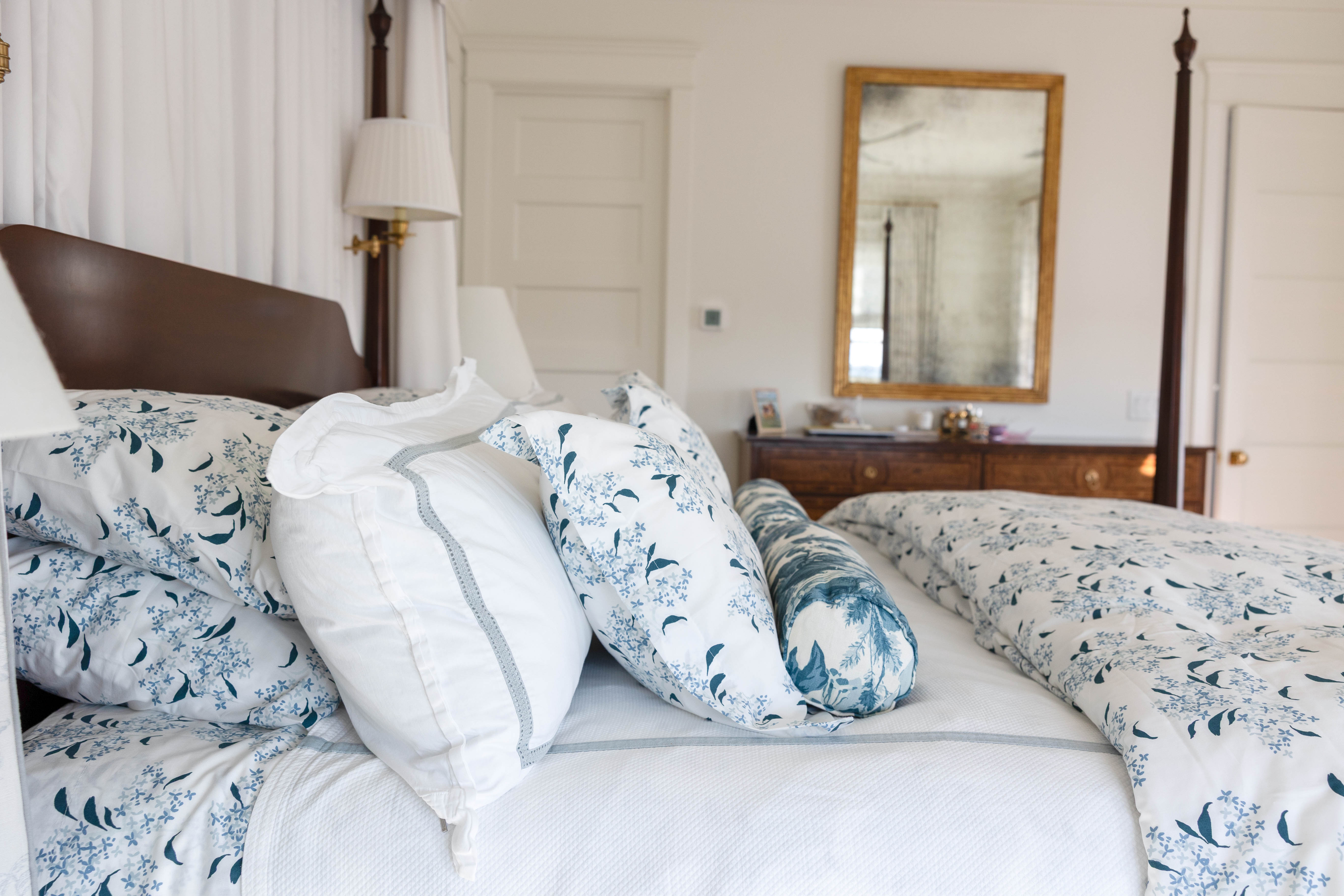 Lilac In Blue Sheet Set