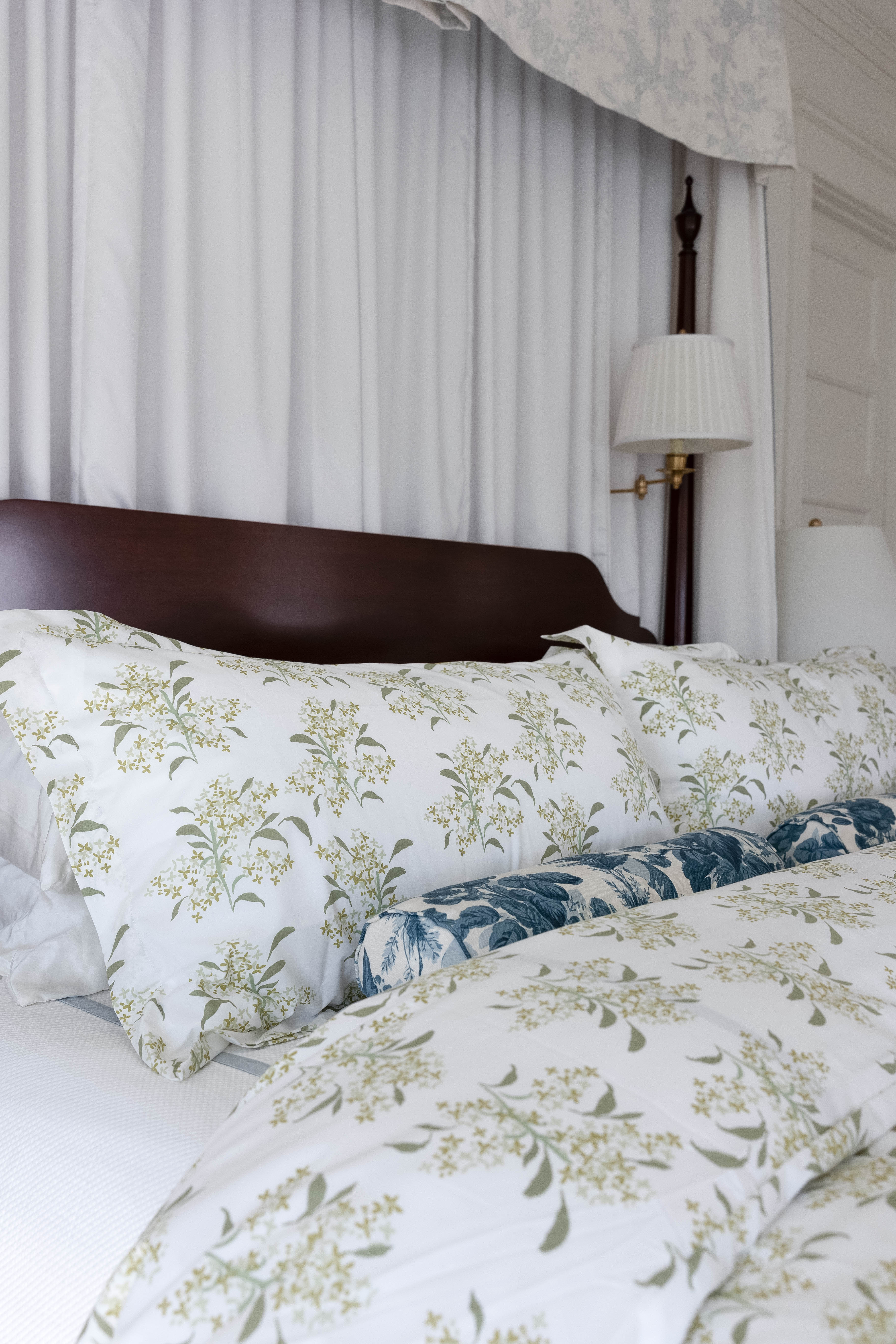 Lilac In Green Fitted Sheet