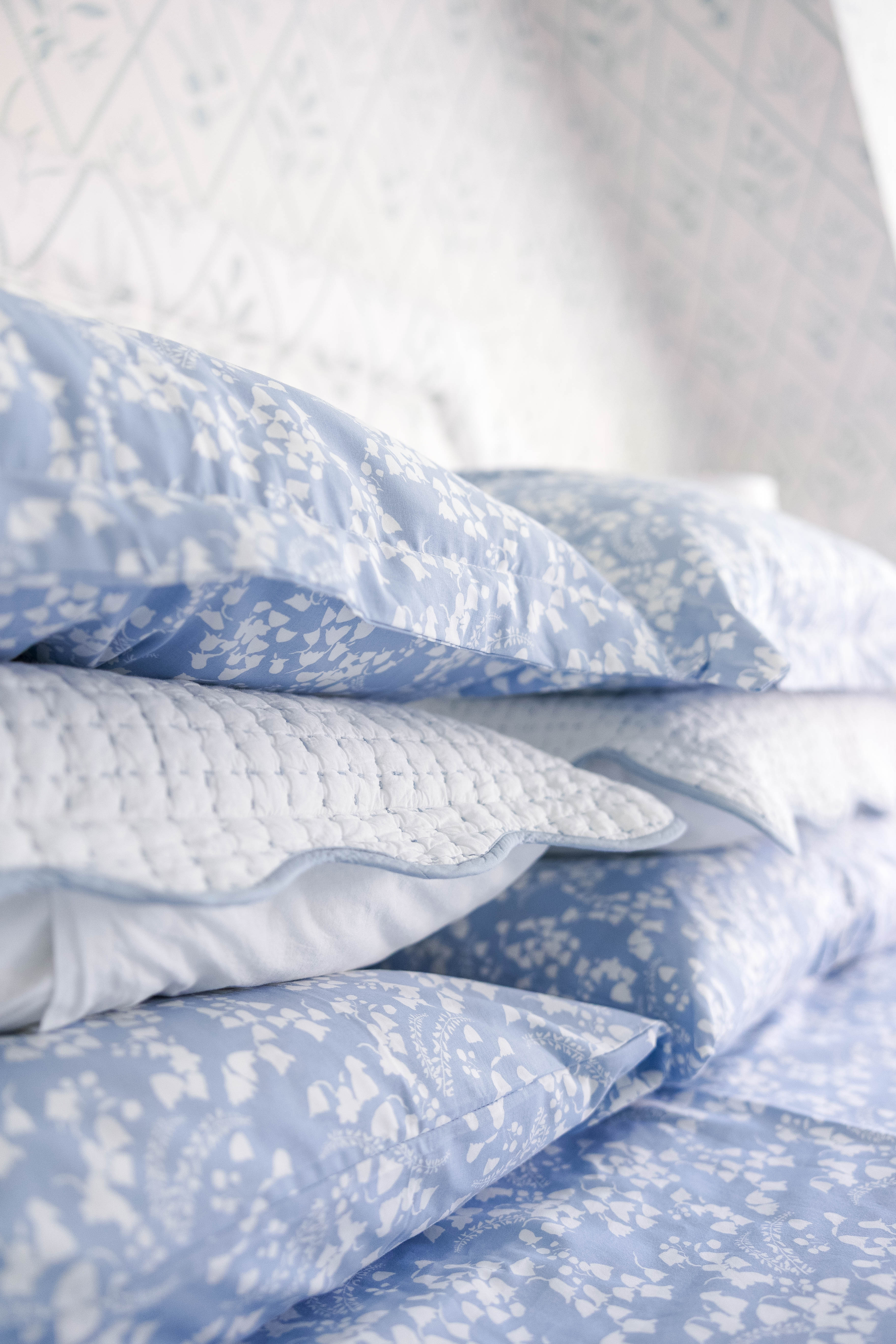 Lily Of The Blue Valley Sheet Set