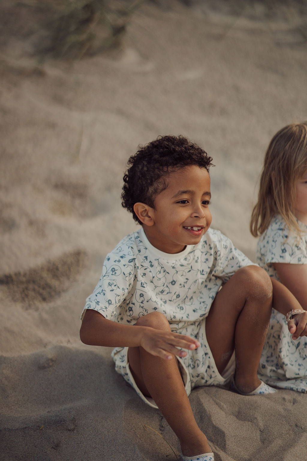 Oversized T-shirt | Organic Cotton Jersey - Scandi Floral