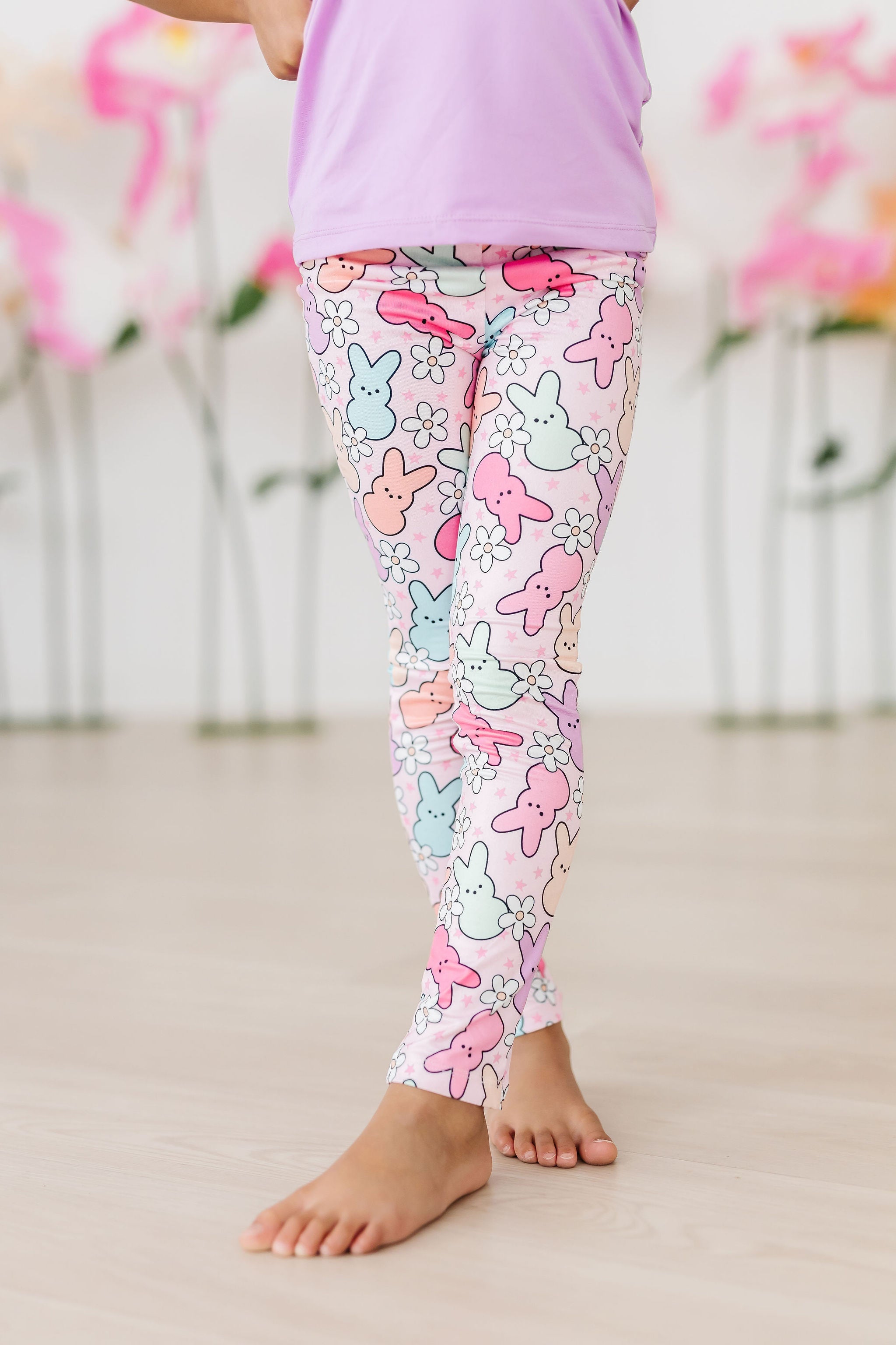 Hangin With My Peeps Leggings