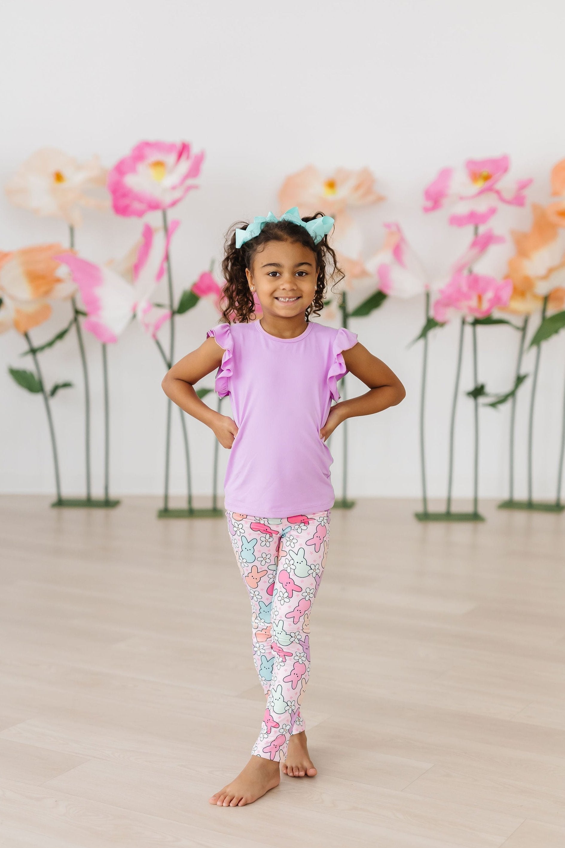 Hangin With My Peeps Leggings