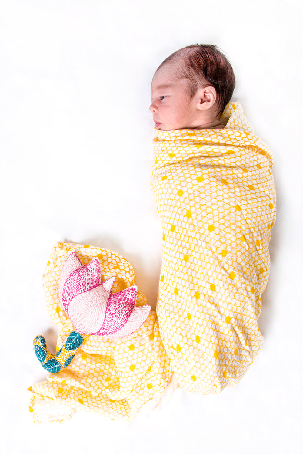 ORGANIC SWADDLE - HIVE