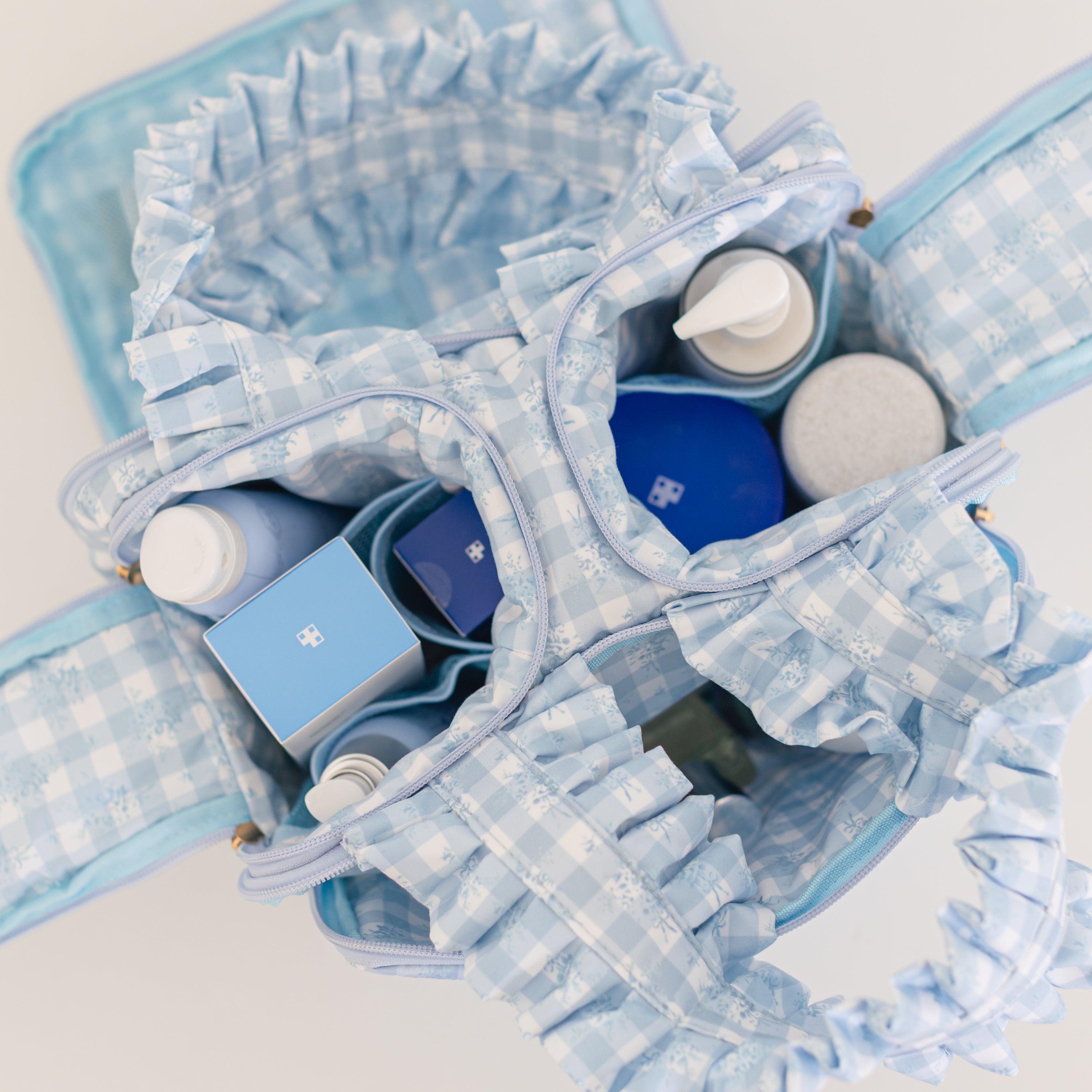 Ruffled Nylon Cutie Caddie