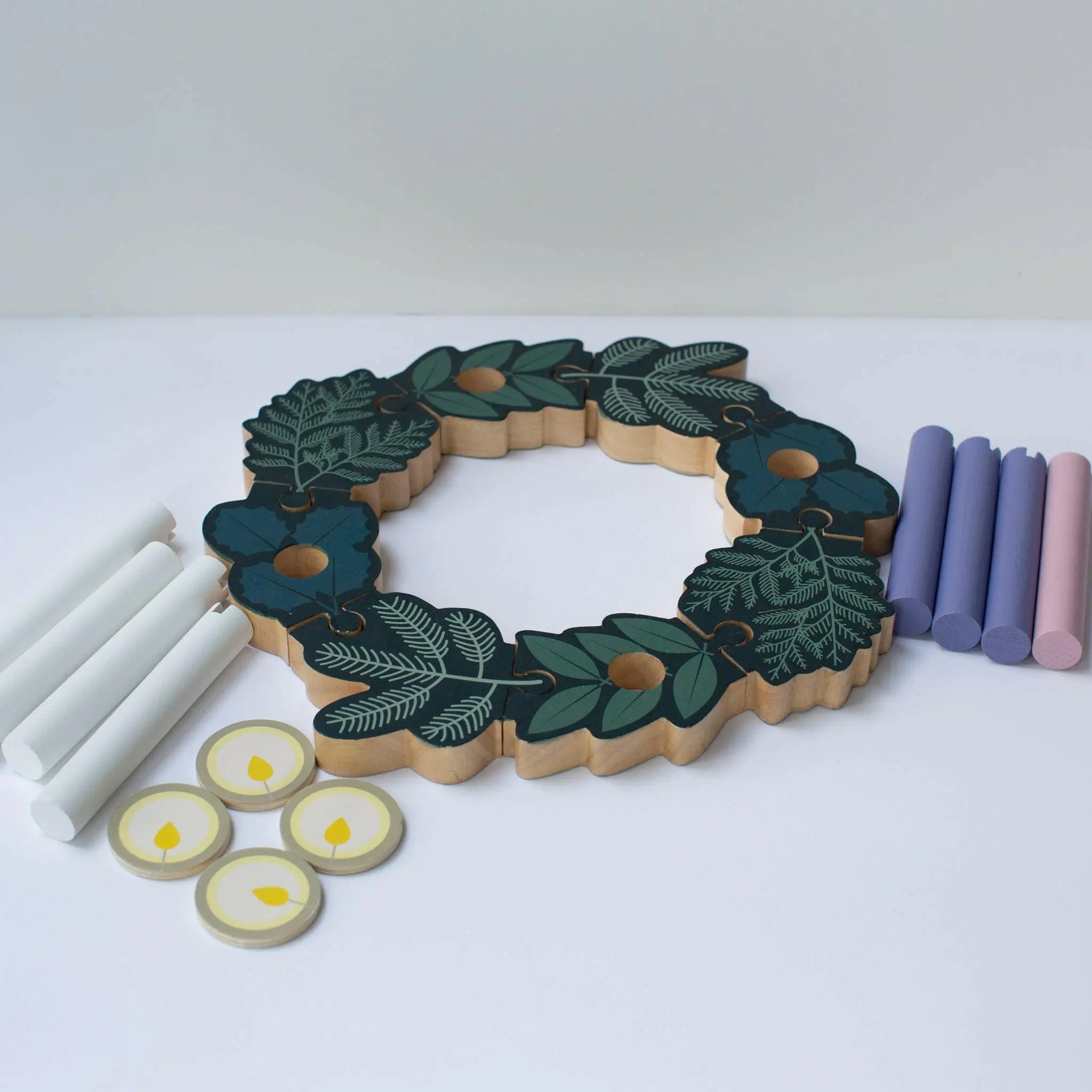 Double-sided Advent To Christmas Wooden Wreath Set
