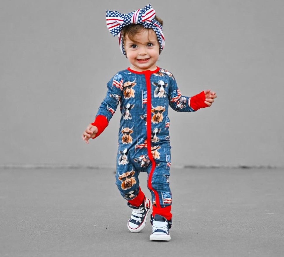 America The Moo-tiful Convertible Footie