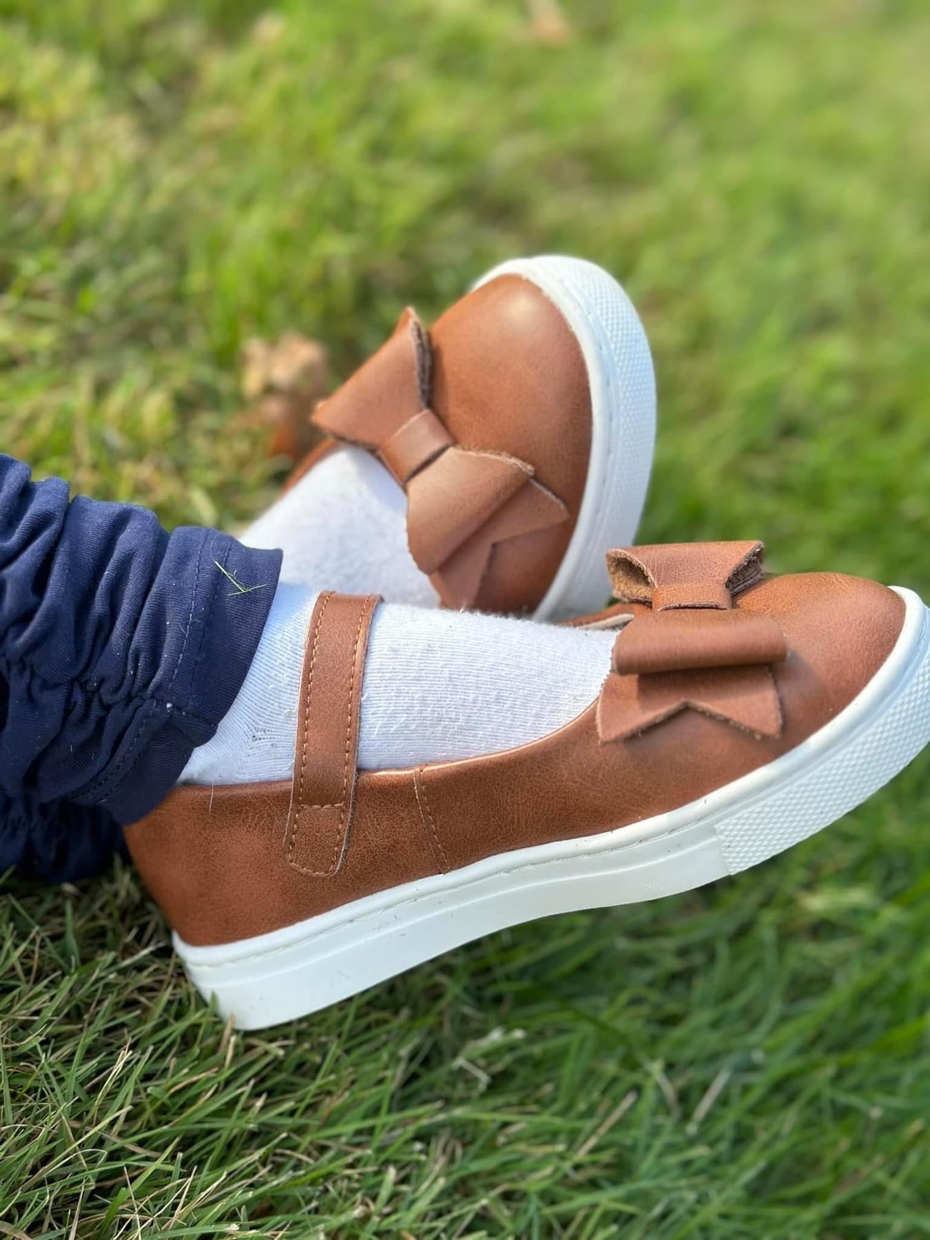 Chelsea Sneaker Mary Jane With Bow - Weathered Brown