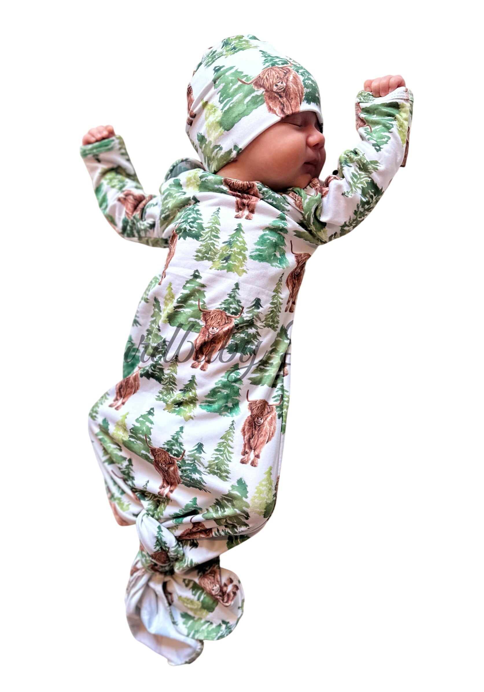 Highland Forrest Knotted Gown And Hat Set