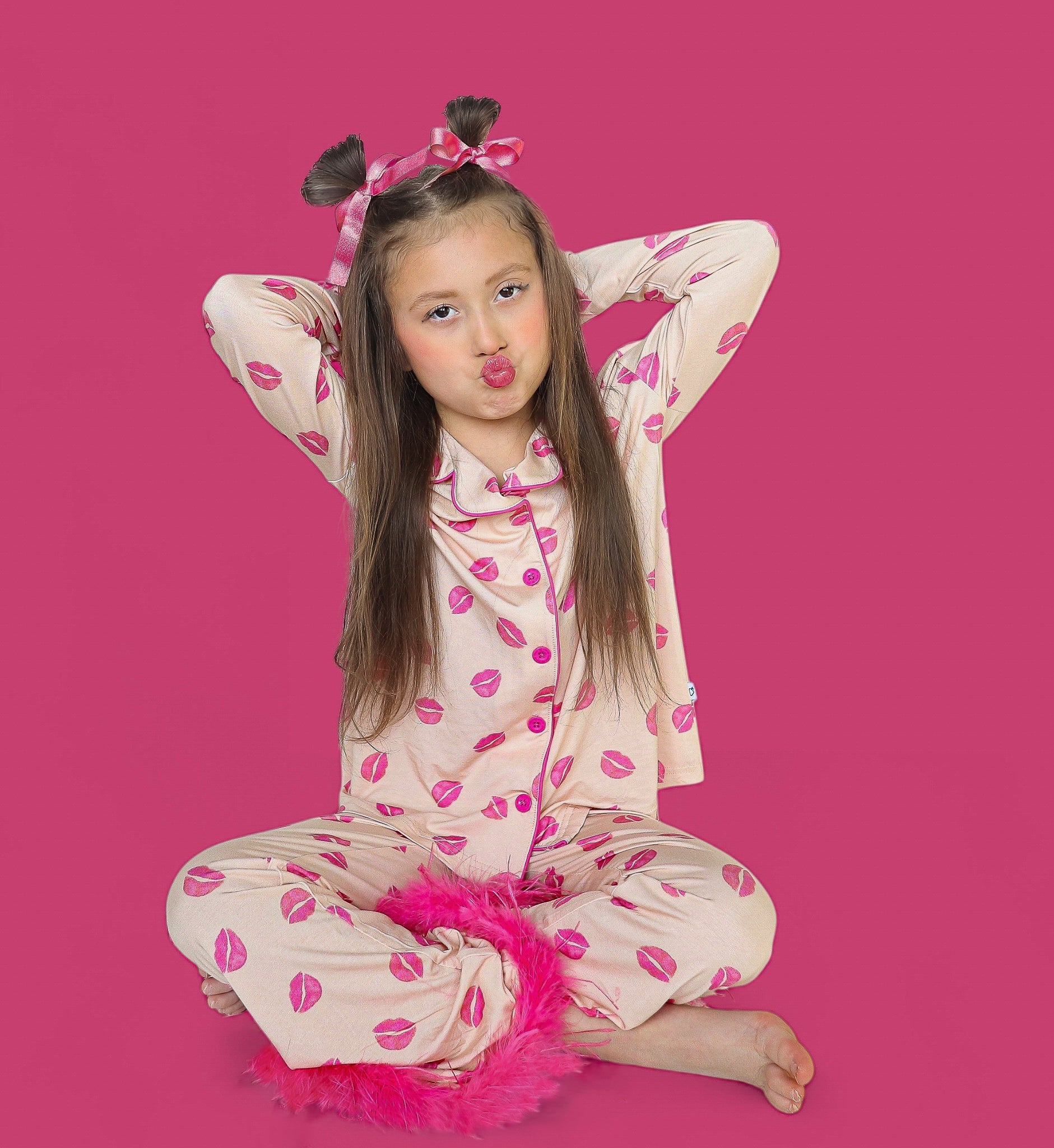 Pucker Up Girl's Flare Feathered Dream Set
