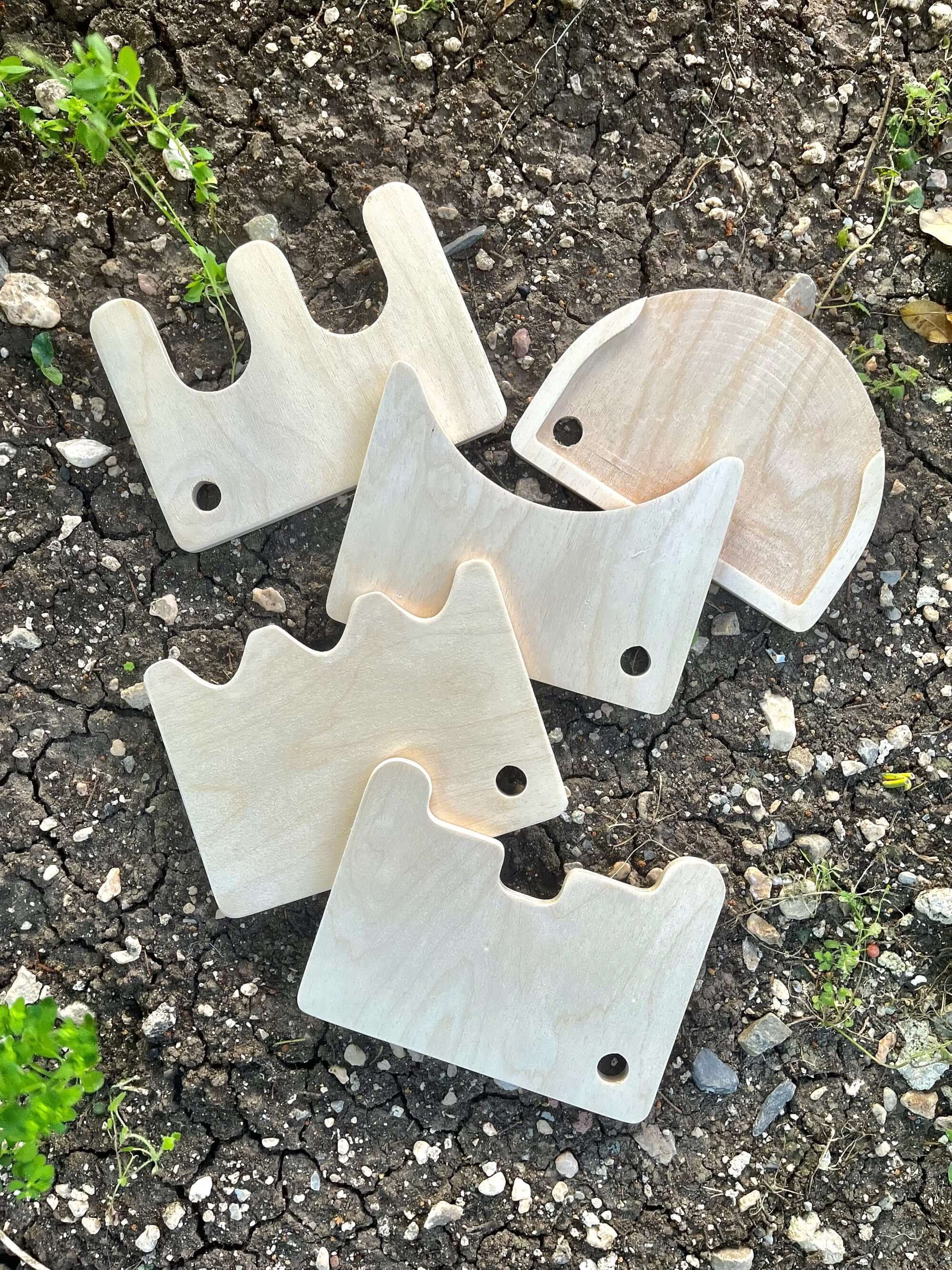 Montessori Wooden Shovel Set: Eco-friendly Play For Kids