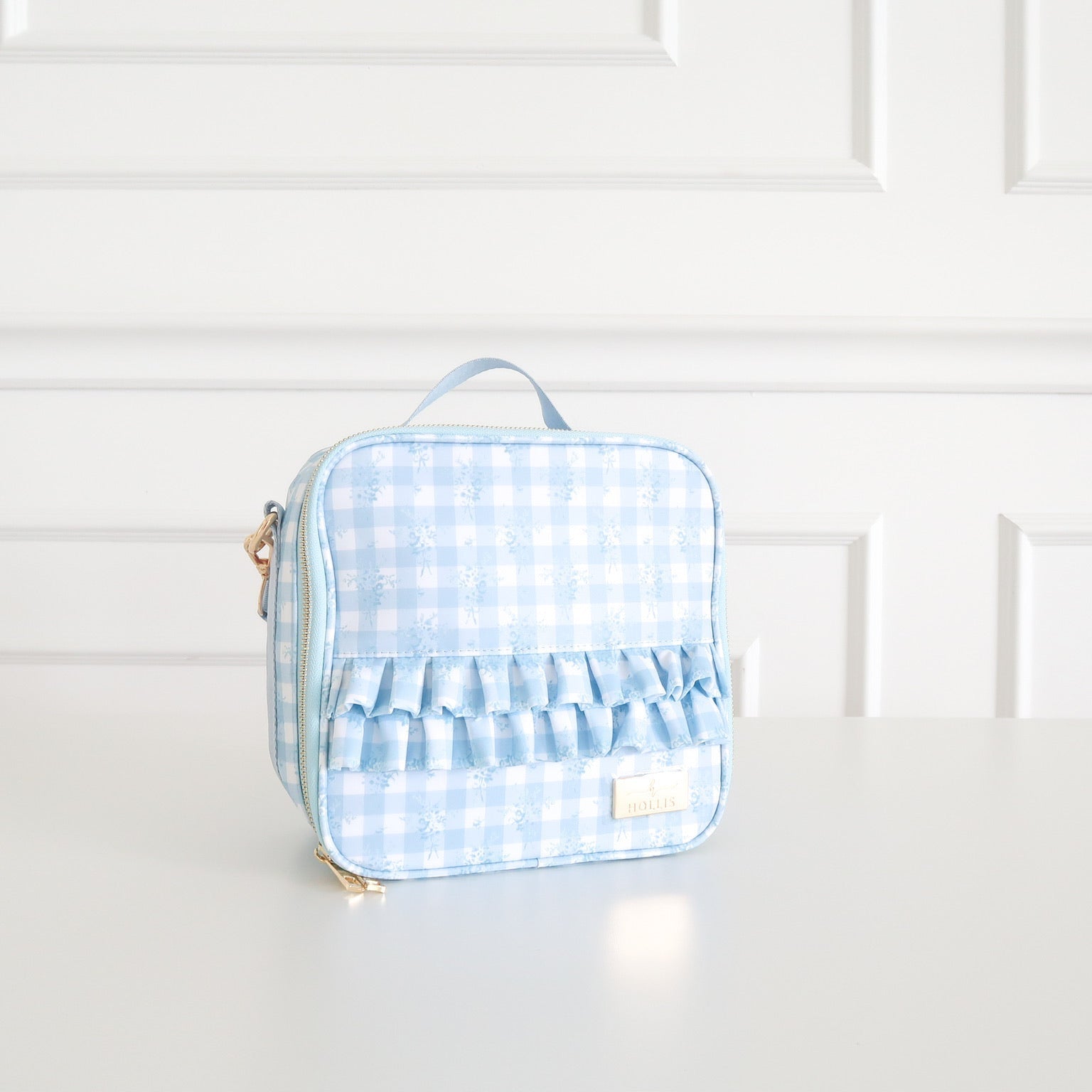 Ruffled Nylon Lunchbox