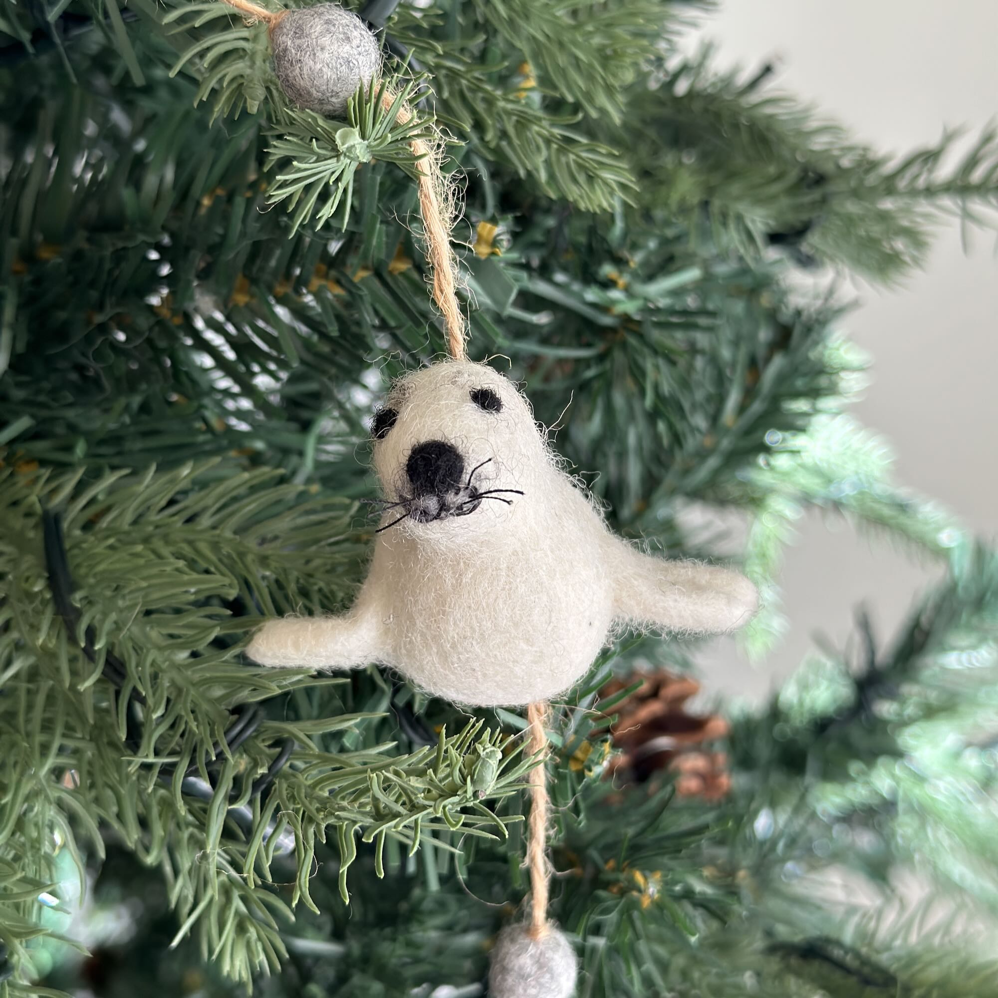 Felt Garland - Seal
