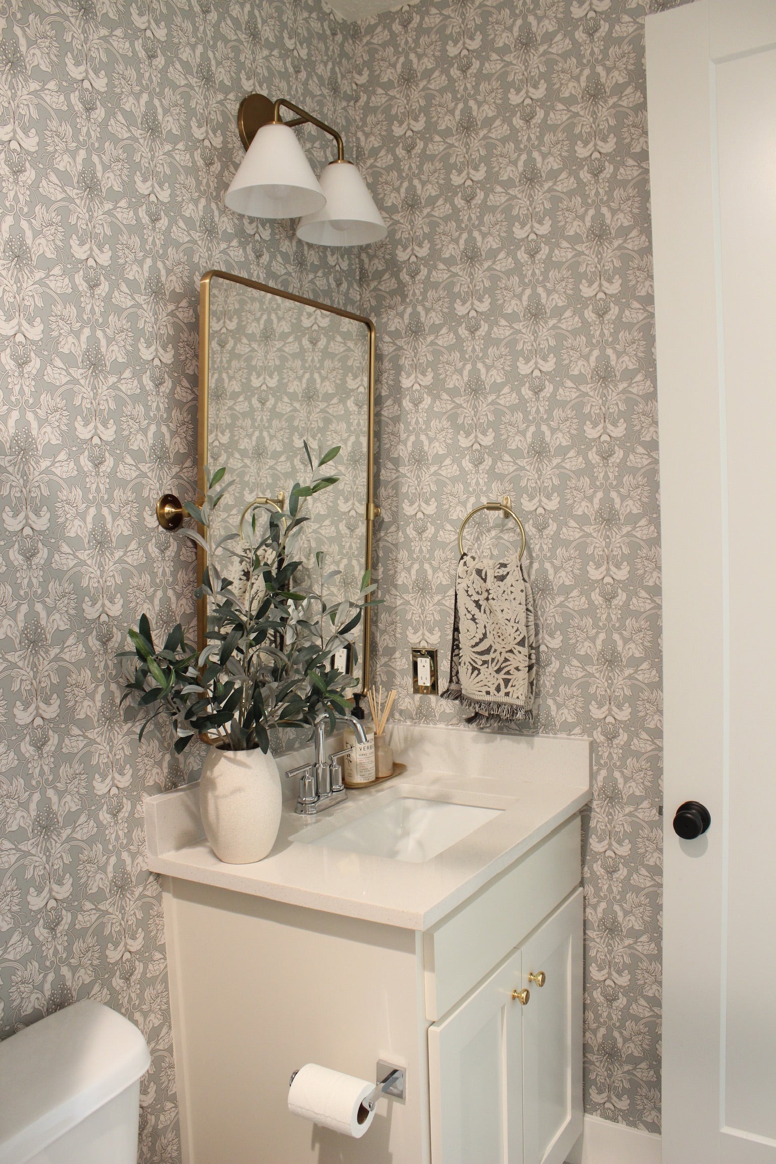 Vera Wallpaper By Grateful Artsy Soul