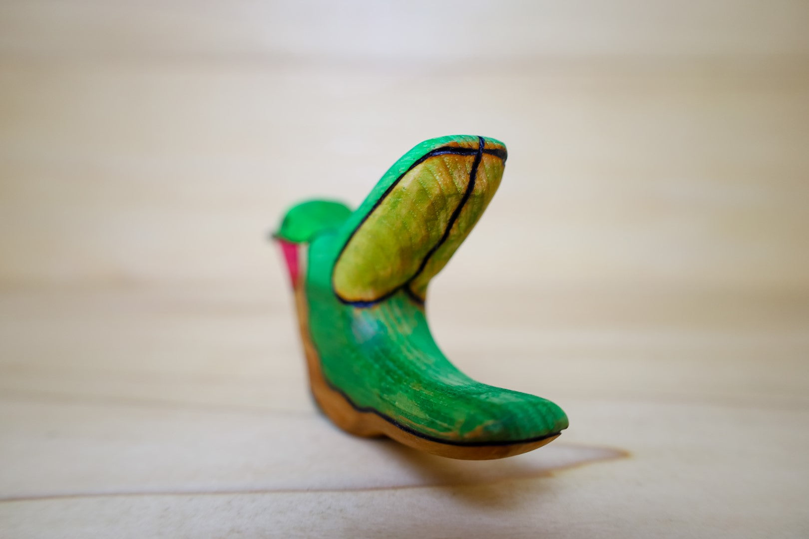 Wooden Hummingbird Toy