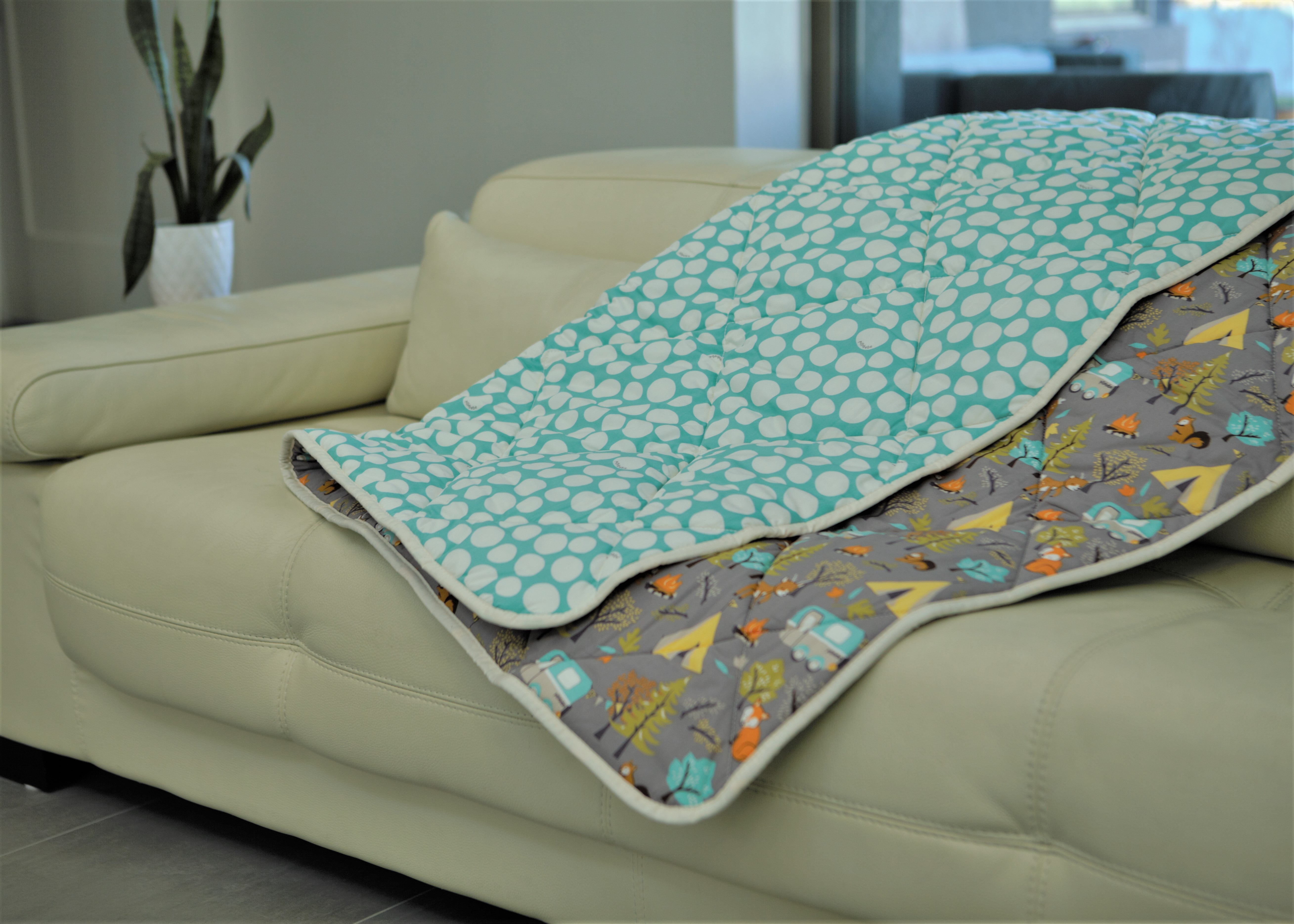 Organic Cotton Play Mat/quilted Blanket - Forest Friends/mint Pebbles Reversible