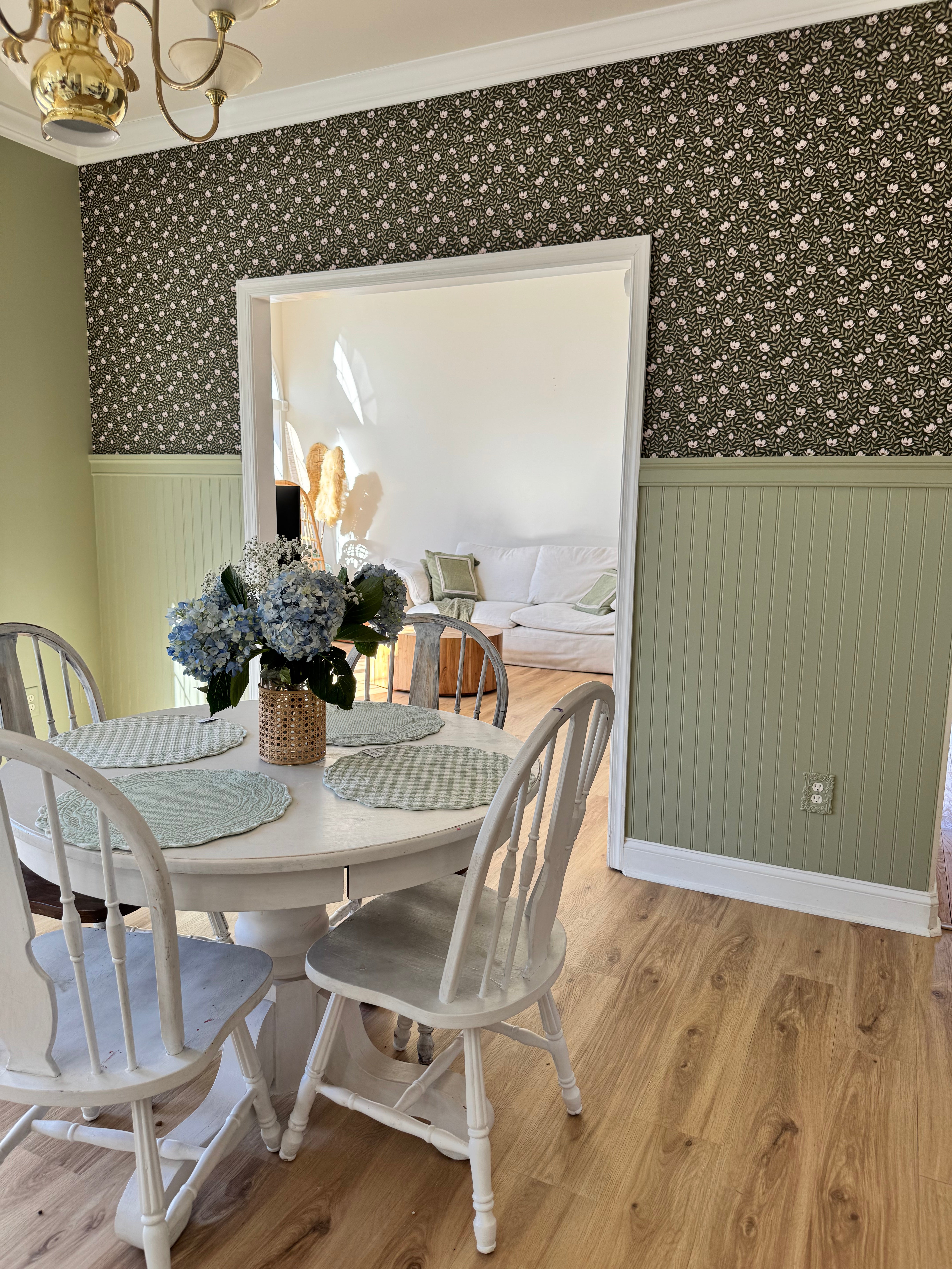 Eliana Wallpaper By Kourtni Gunn