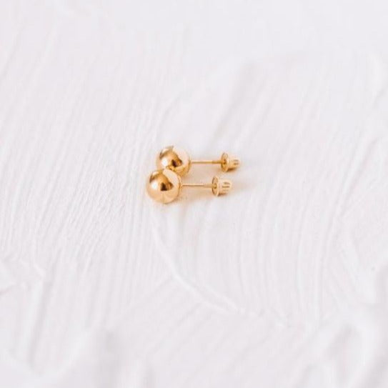 Medium Yellow Gold Studs