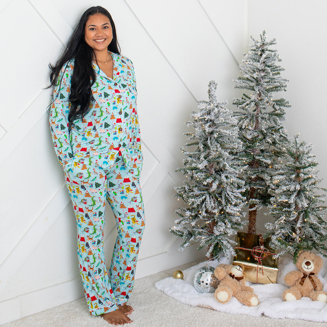 Crackling Christmas Women's Pajama Set