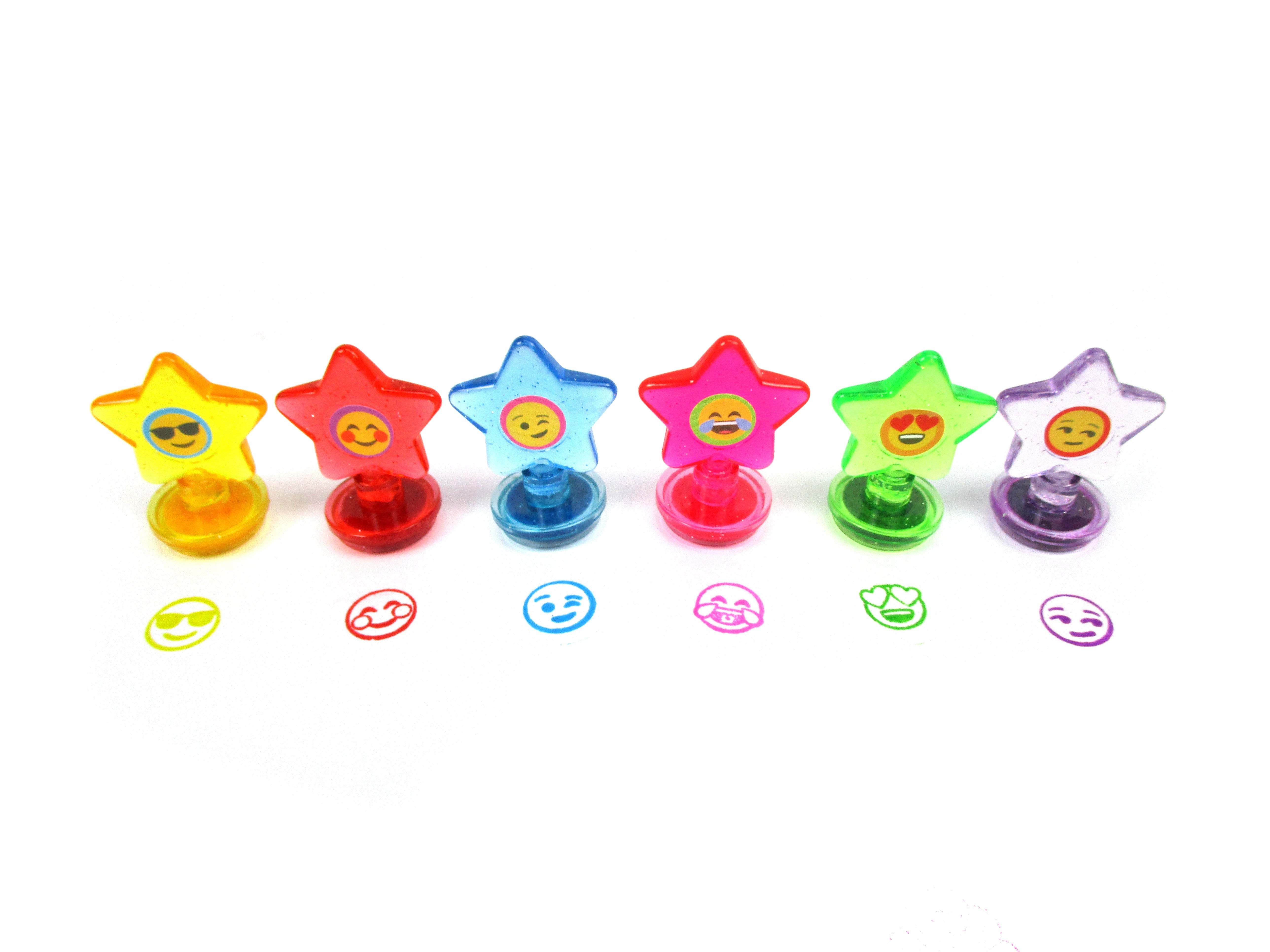 Emoji Stackable Crayon With Stamper Topper