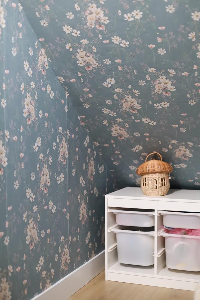 Liesl Wallpaper By Emily Cooper Art