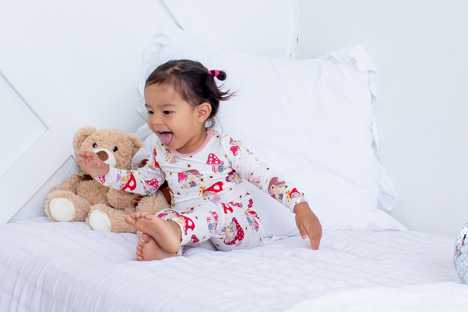 Flora Shrooms Pajama