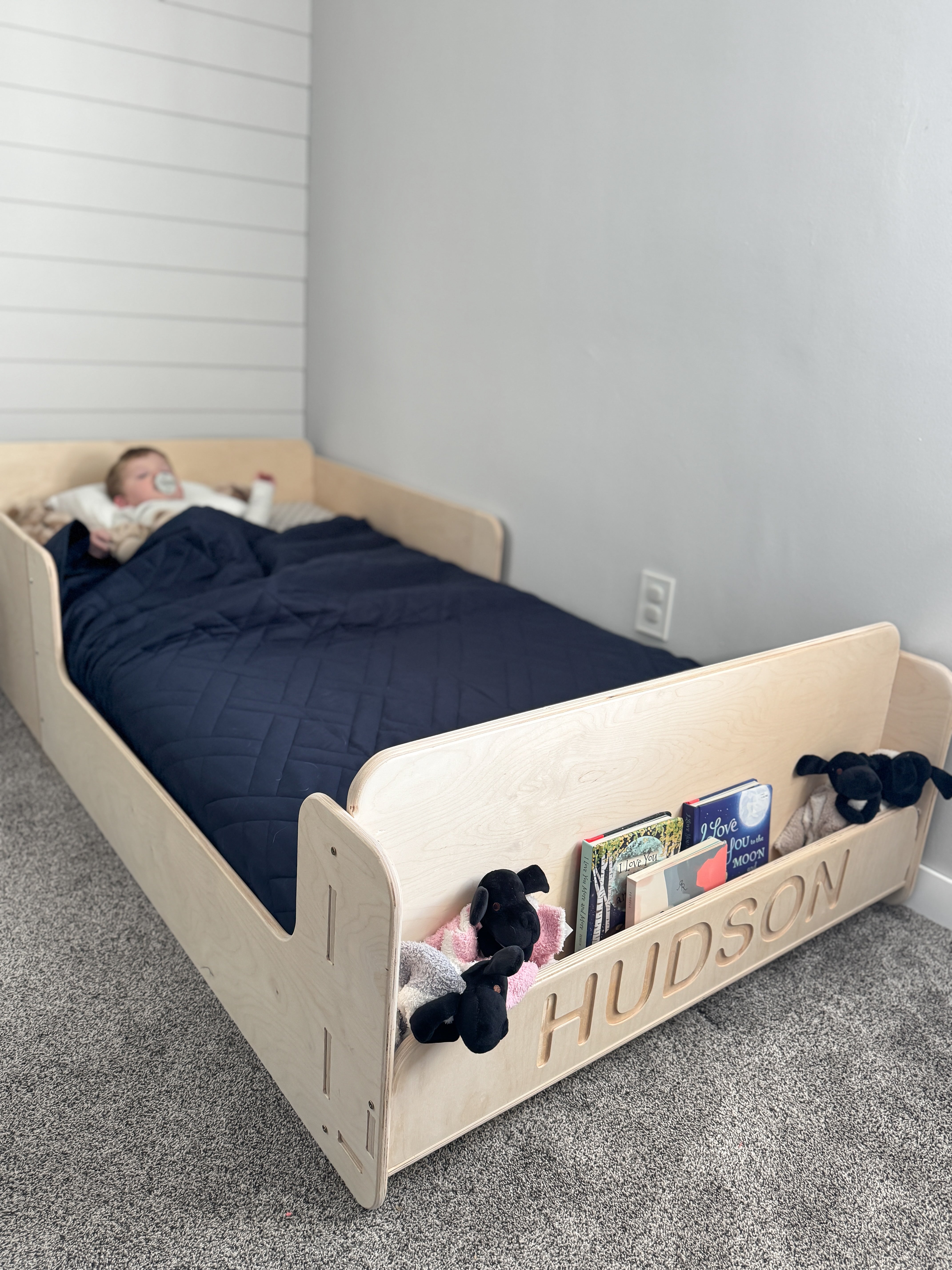 Eva- Floor Bed