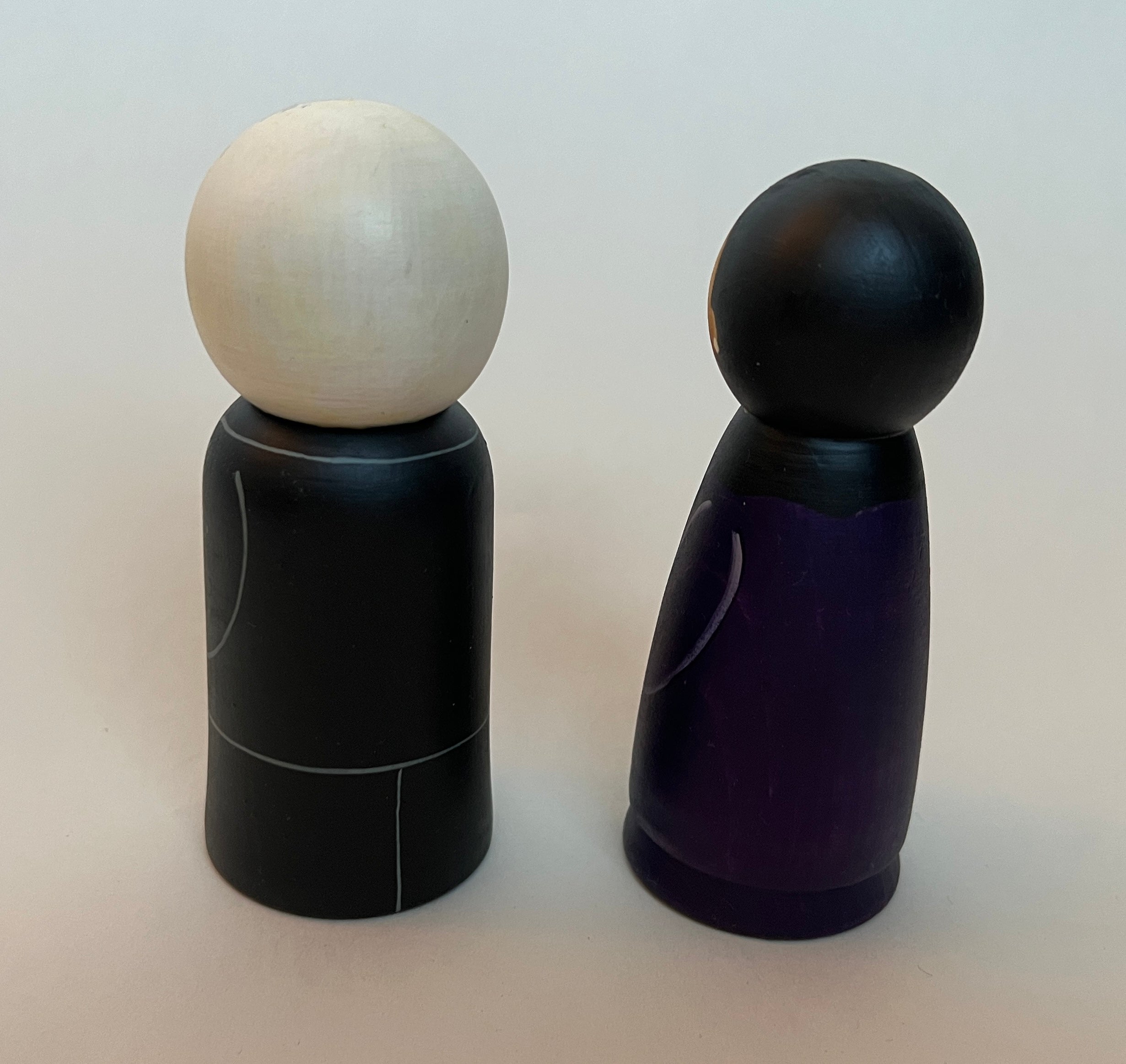 Handcrafted Wooden Peg Dolls – Man And Woman Figurines For Imaginative Play