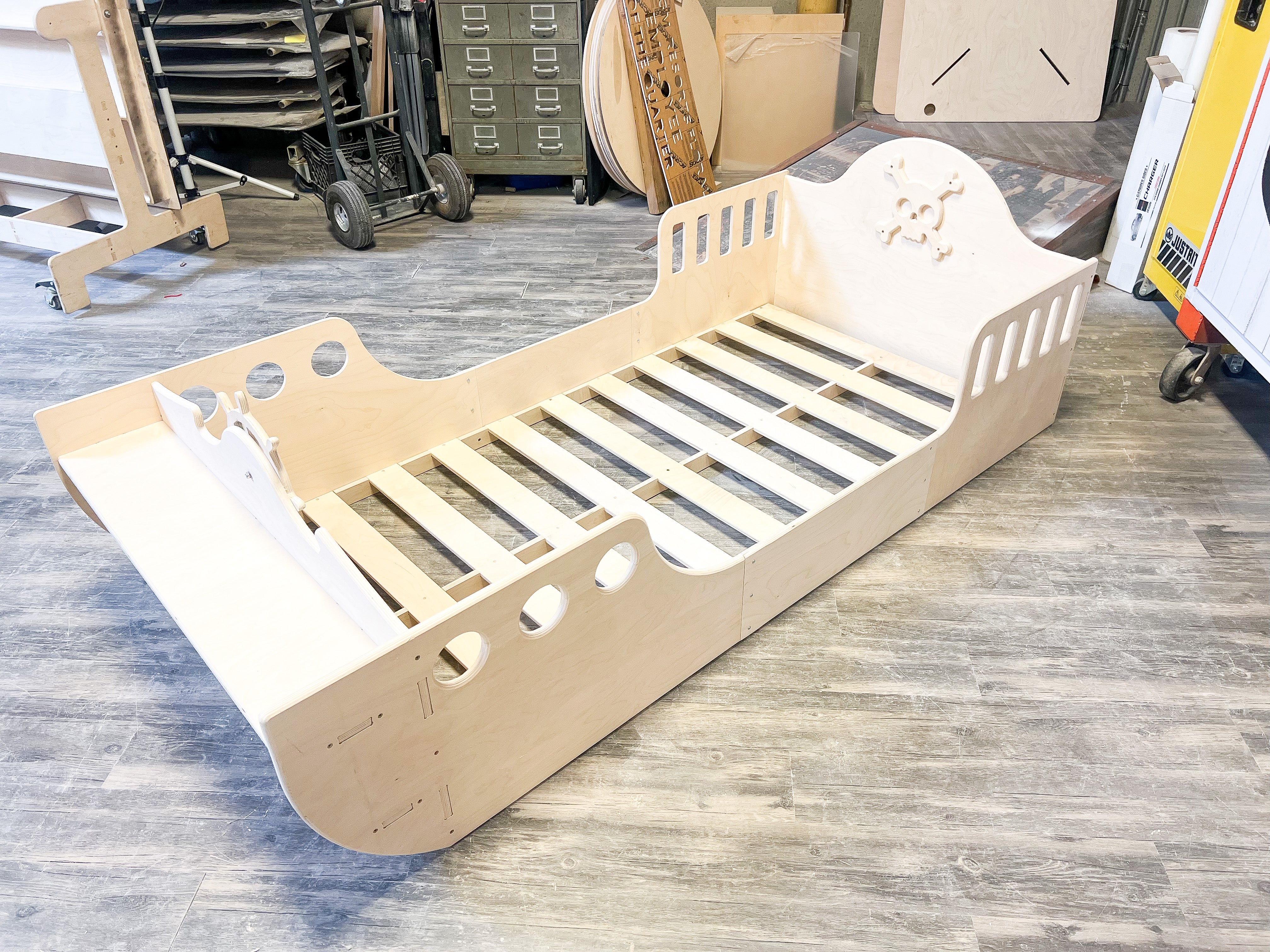 Captain Jack- Pirate Ship Bed