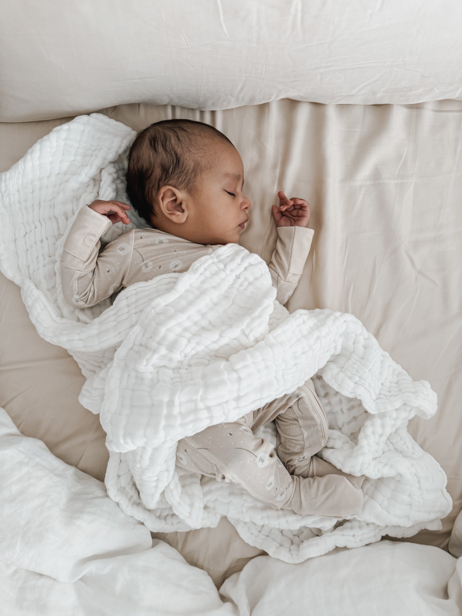 Luna + Luca Cotton Gauze Baby Blanket - White