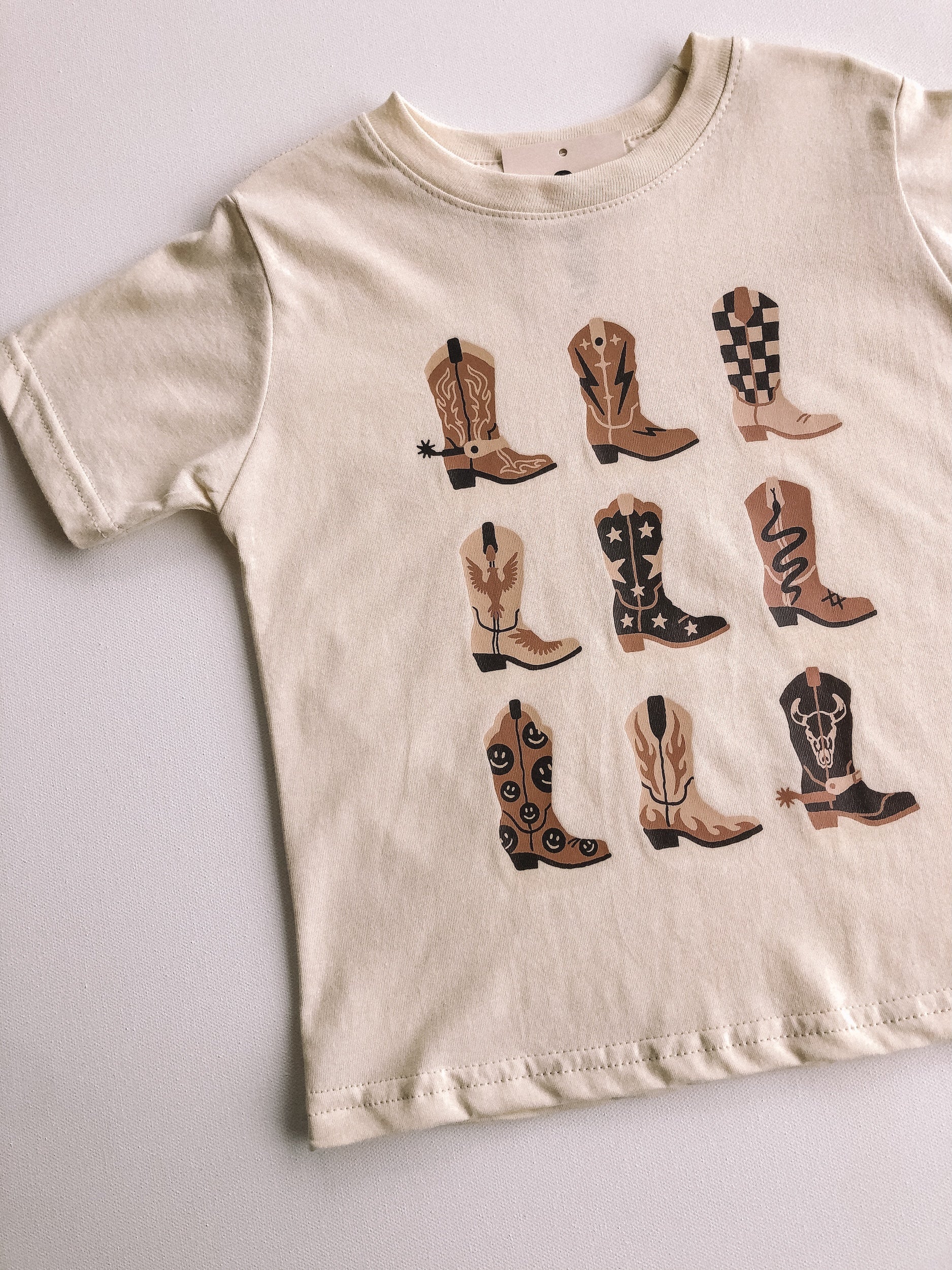Boots Tee