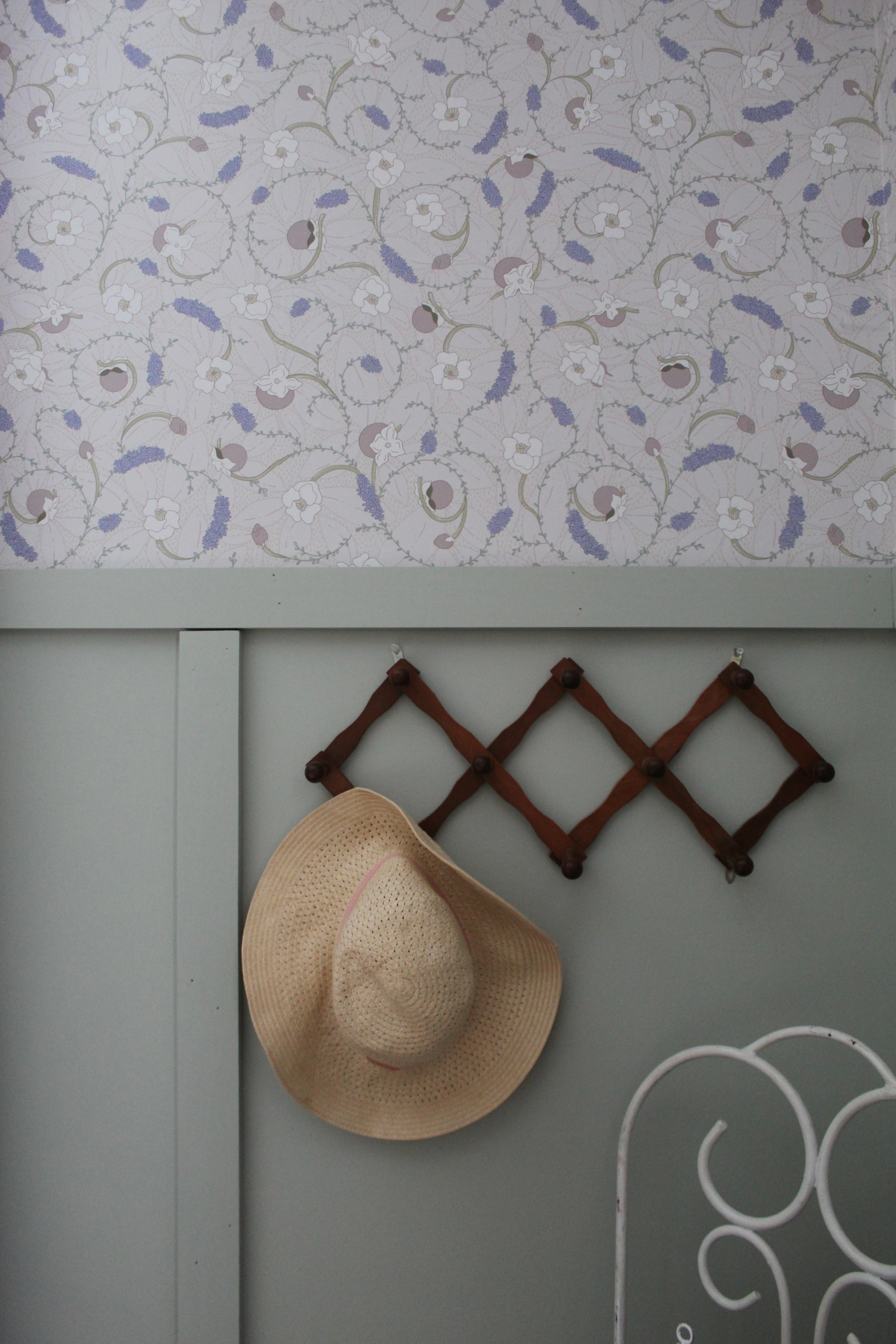 Linnea Wallpaper By Grateful Artsy Soul