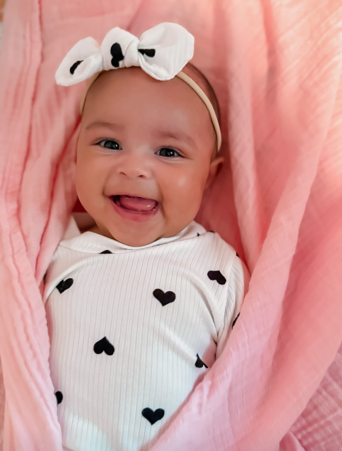 Flipped Black Hearts On White Ribbed Summer Lounge Set