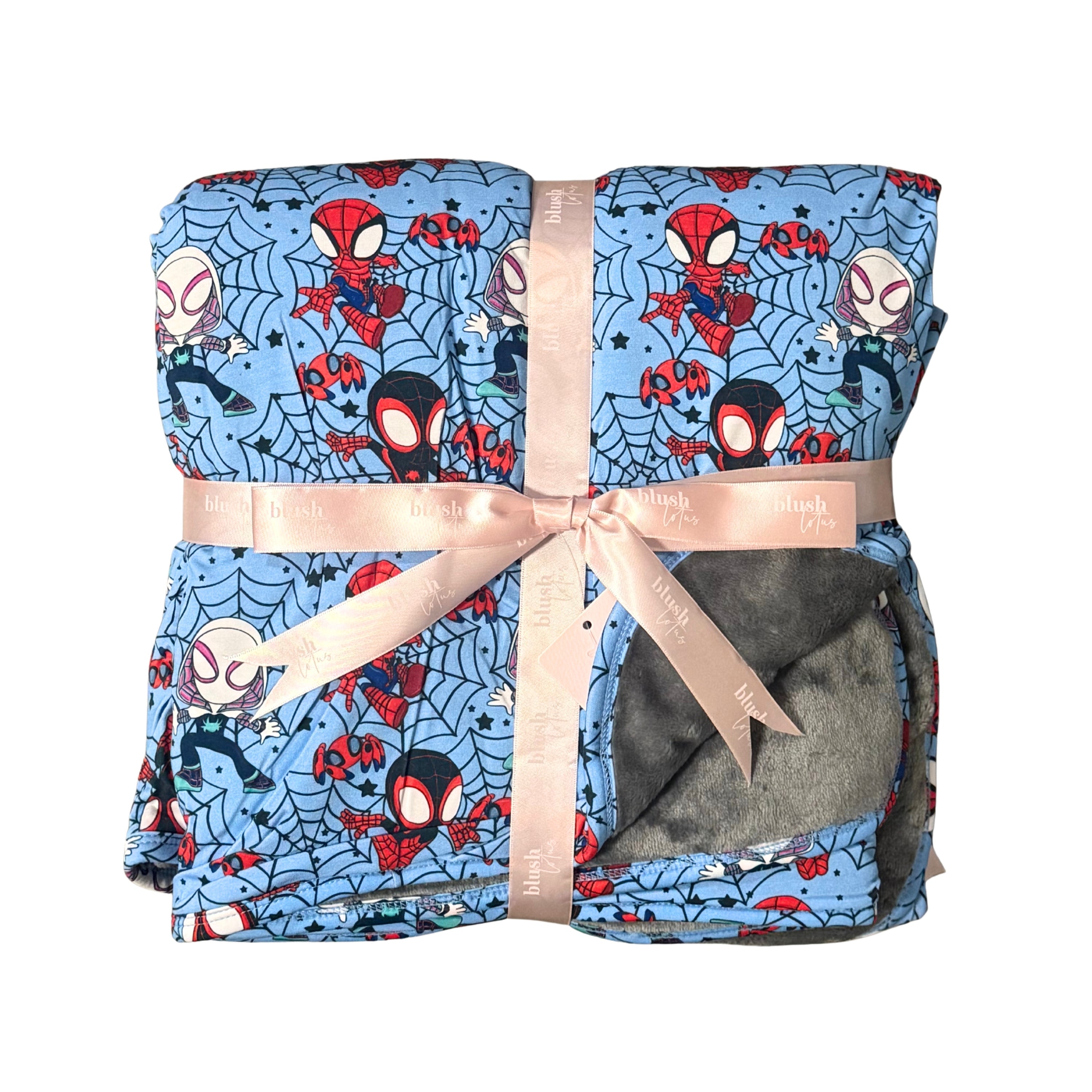 Webs Up - Plush Blanket