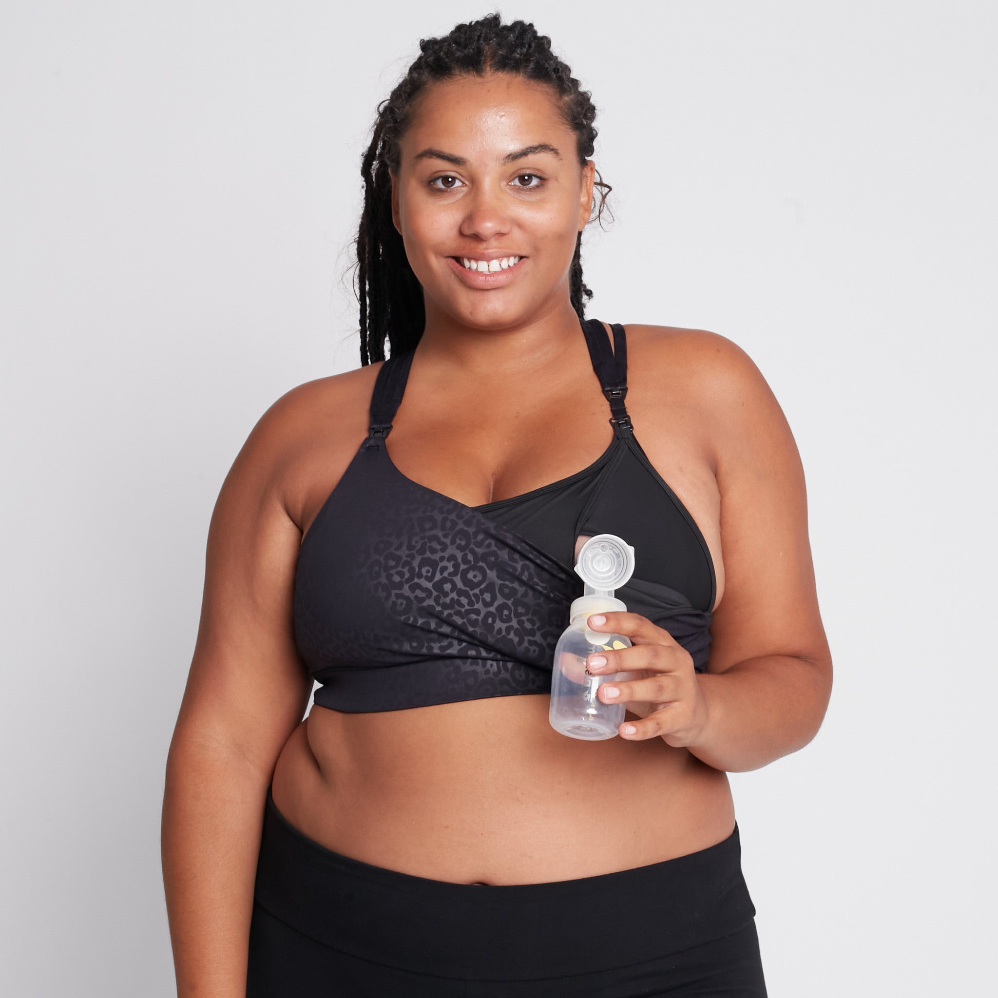 Chloé 4 Running Nursing & Pumping Sports Bra (black Cheetah)