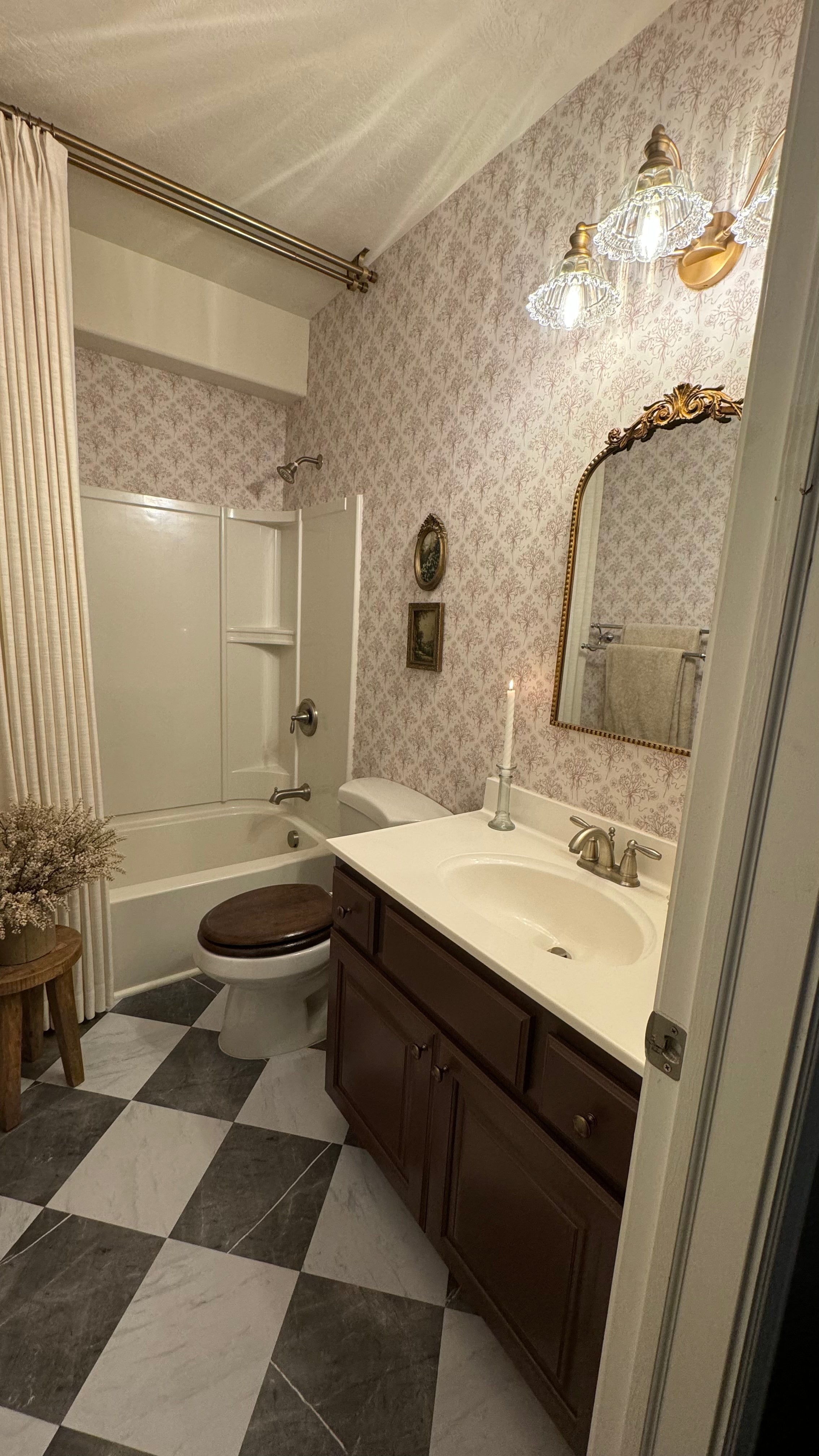 Adeline Wallpaper By Ali Anni