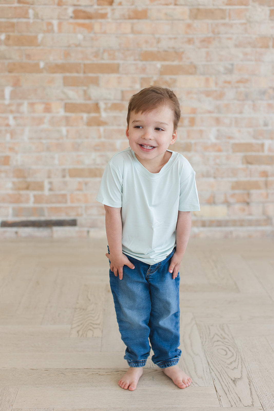 Juliet (solid Mint) - Everyday Tee