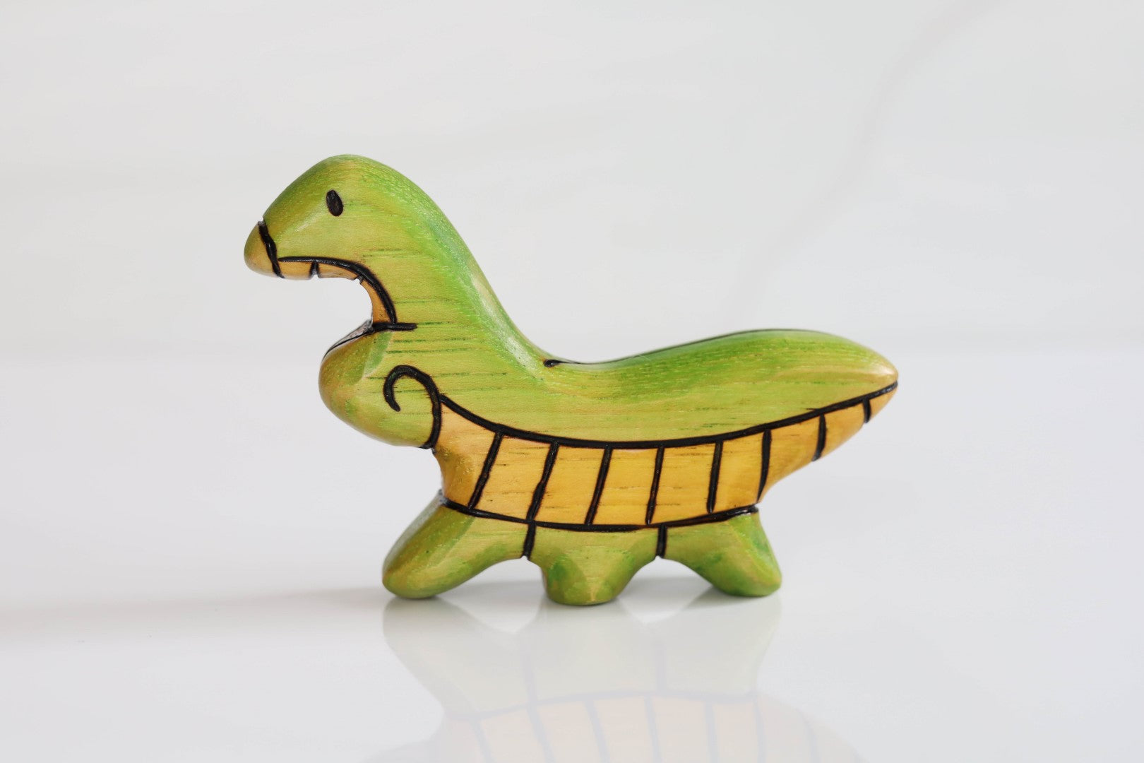 Wooden Praying Mantis Bug Toy