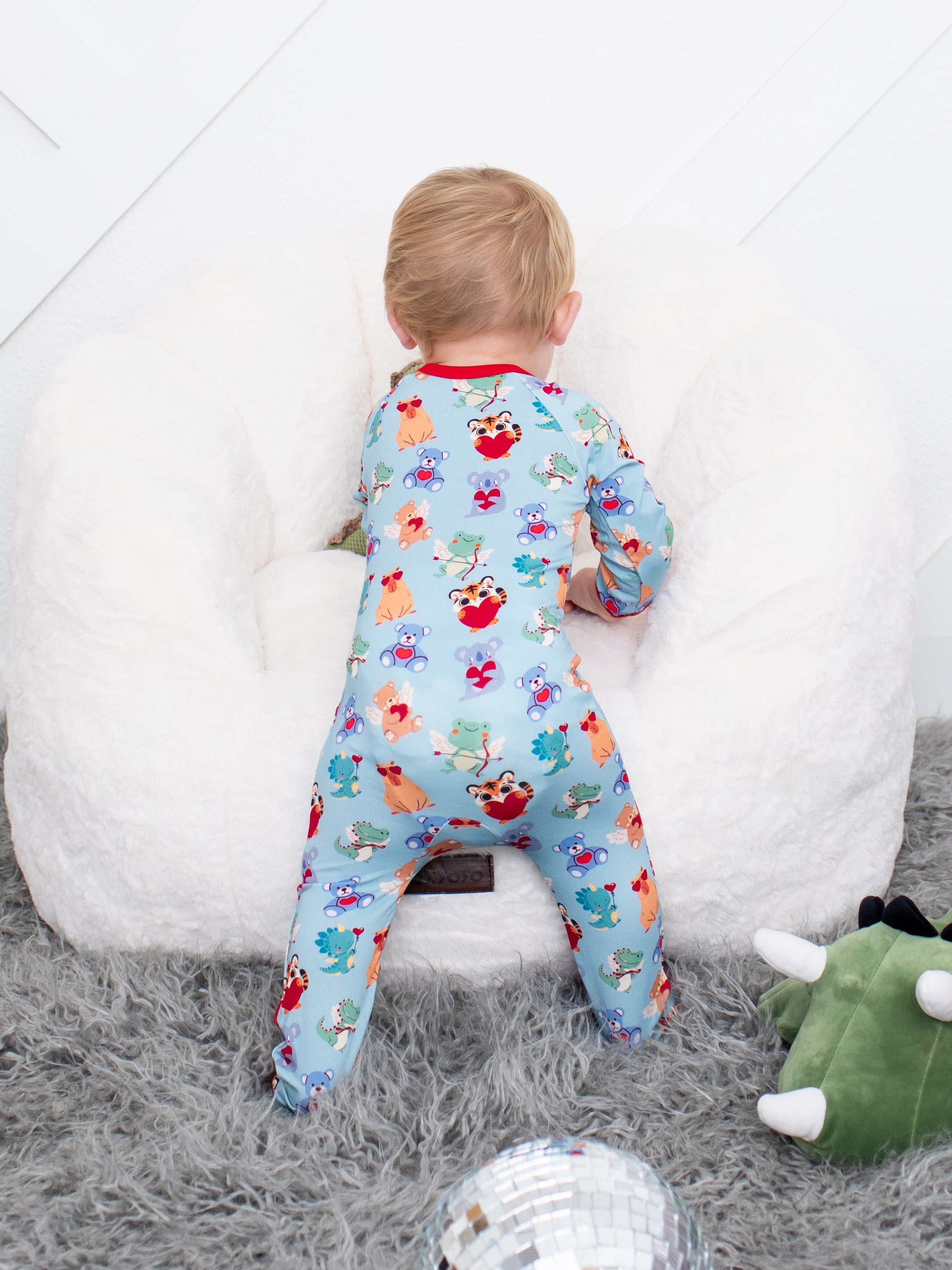 Love Is In The Air Footie