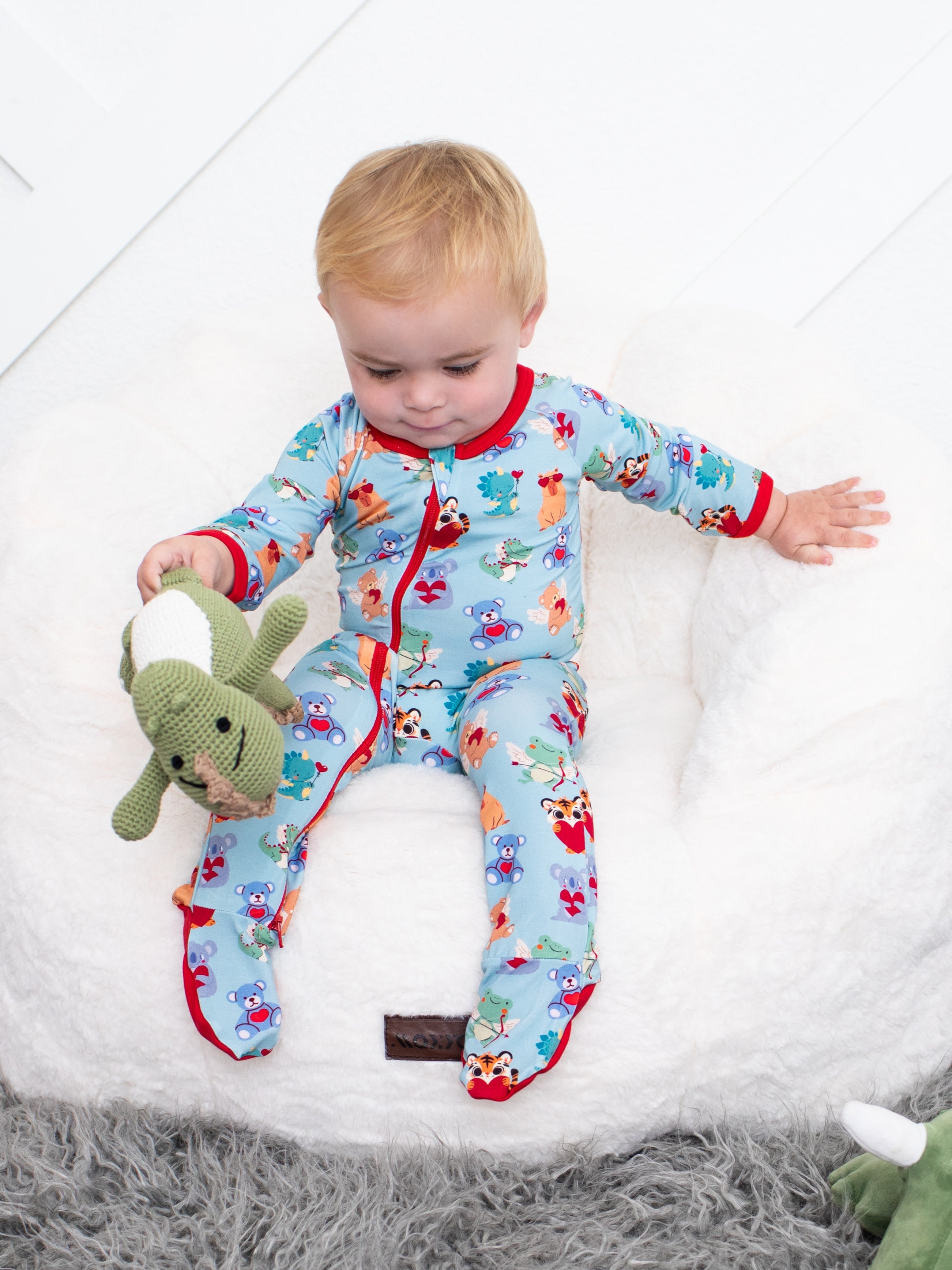 Love Is In The Air Footie