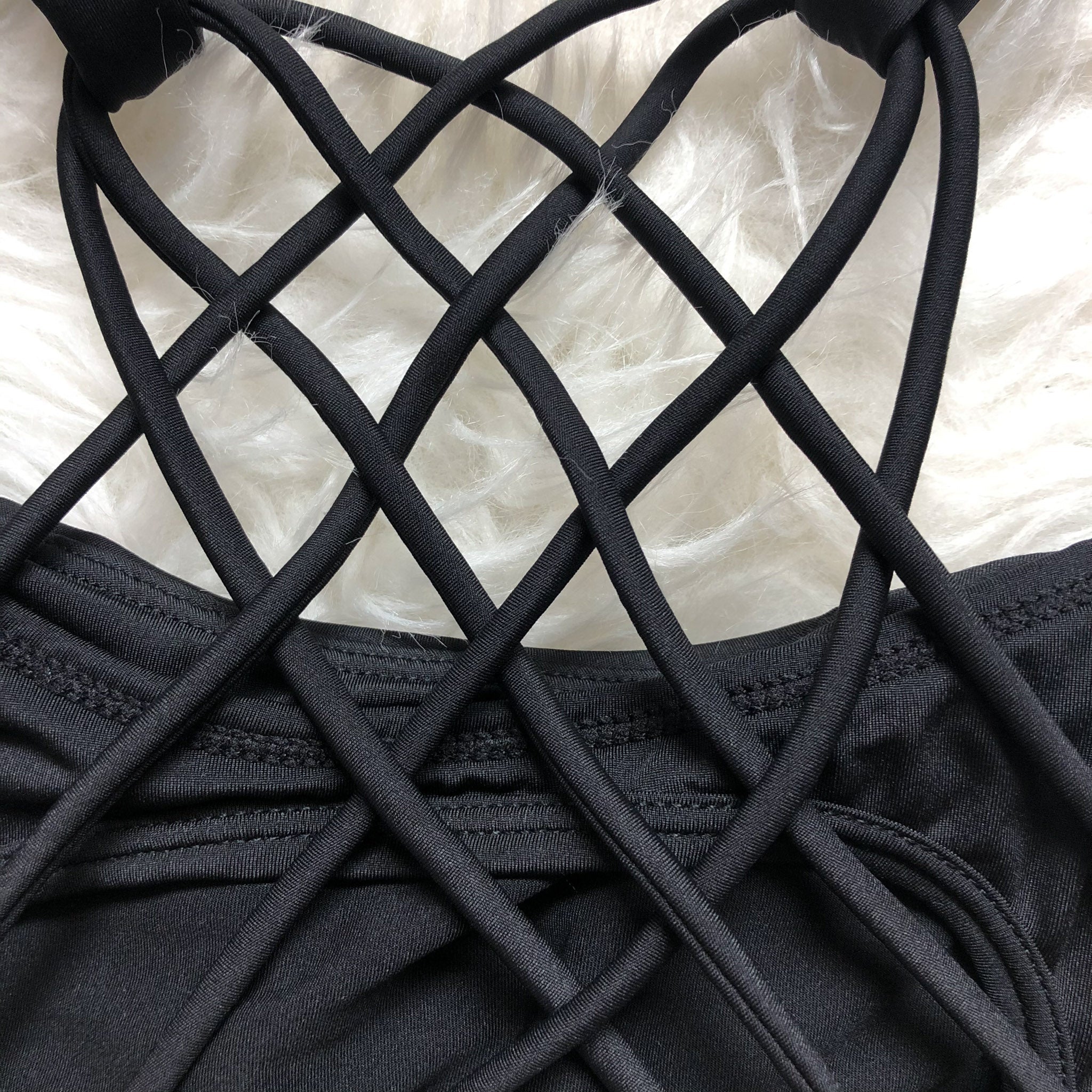 Océane 4 - Medium Support Nursing & Hands Free Pumping Sports Bra (noir)