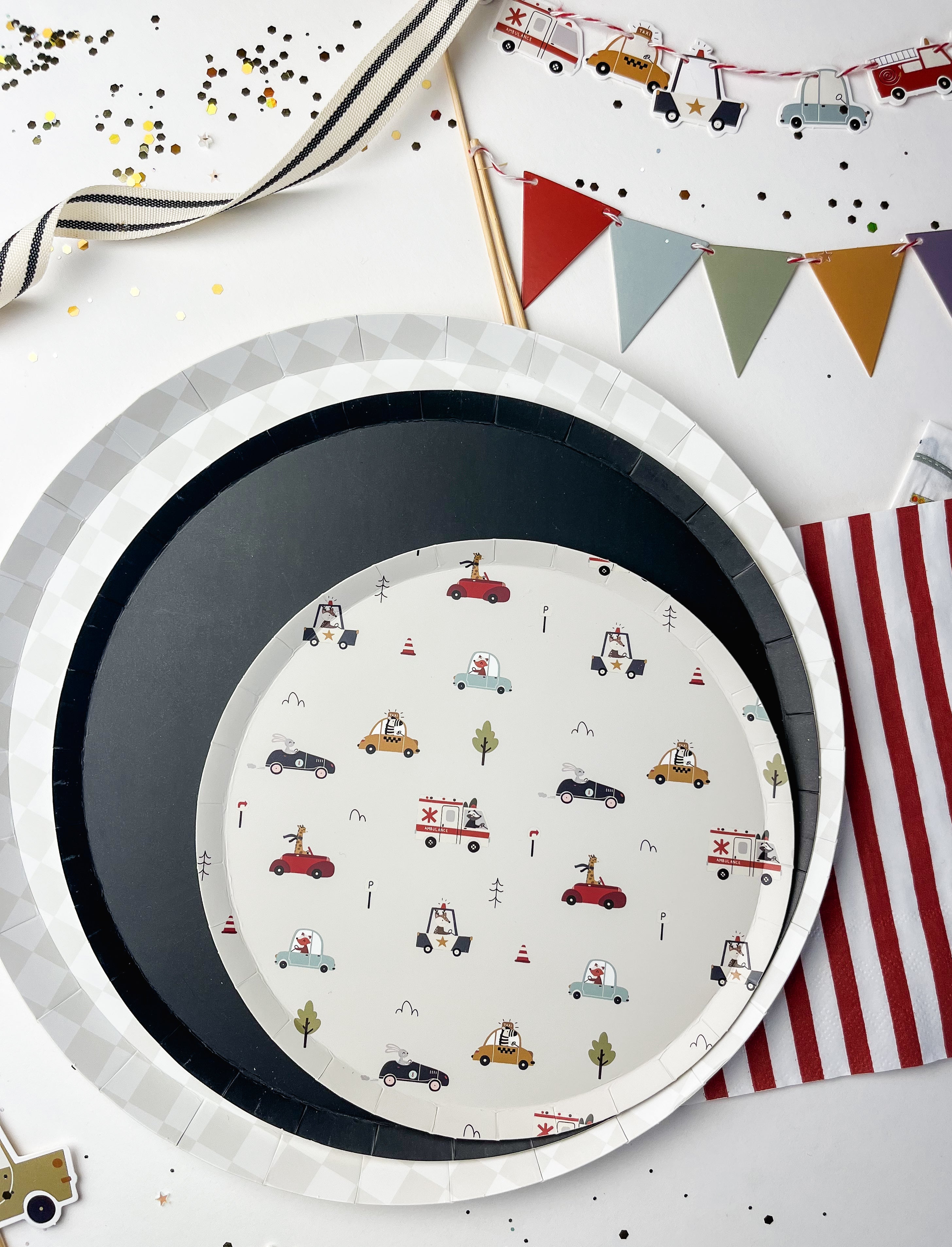 Checkered Light Gray Plate, Xl (set Of 8)