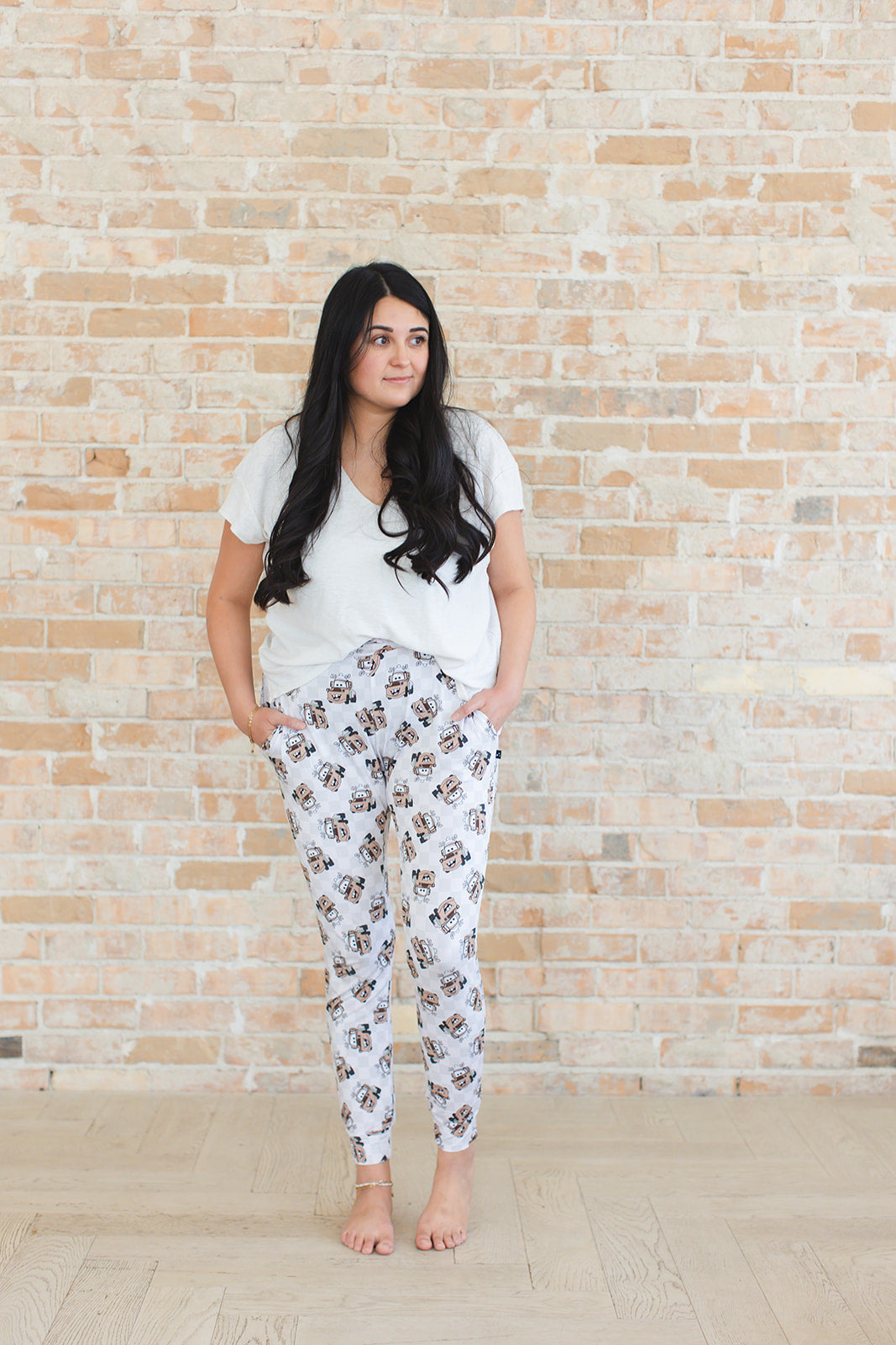 Tow In The Snow - Women's Jogger