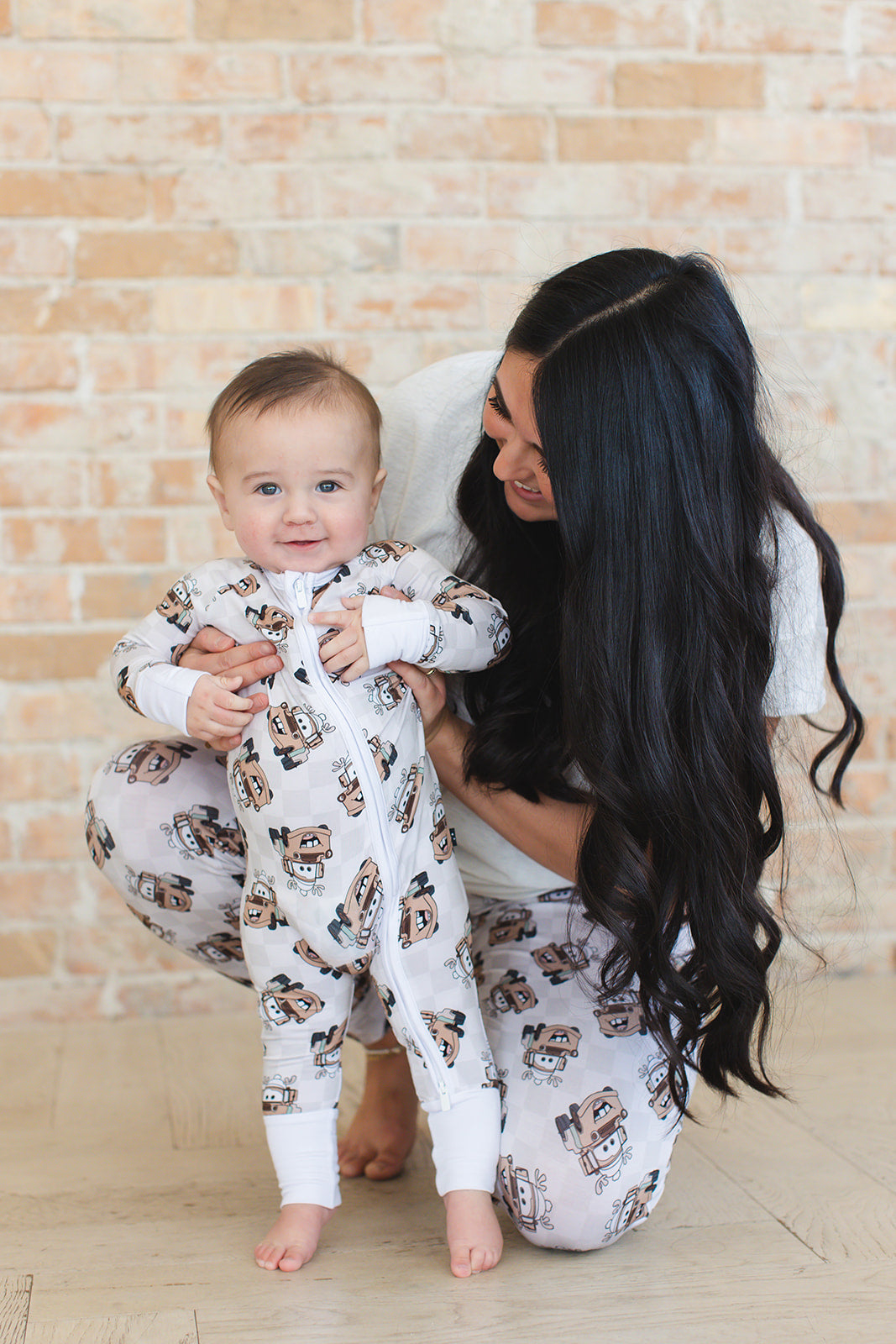 Tow In The Snow - Women's Jogger